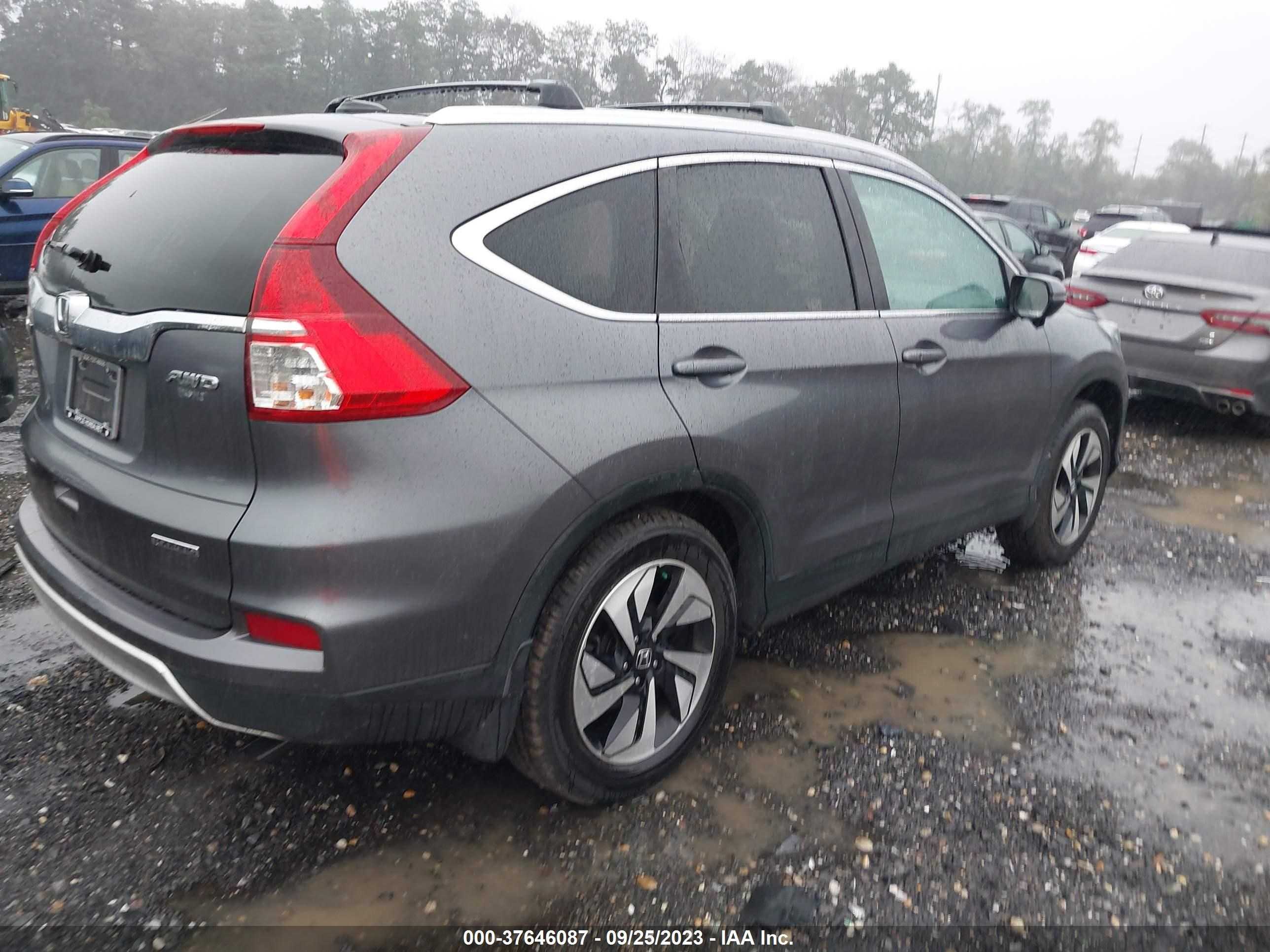 Photo 3 VIN: 5J6RM4H97GL019444 - HONDA CR-V 