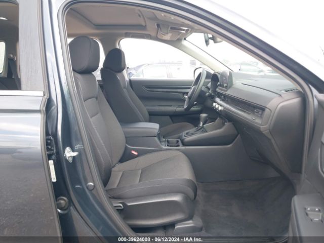 Photo 4 VIN: 5J6RS3H49PL004223 - HONDA CR-V 