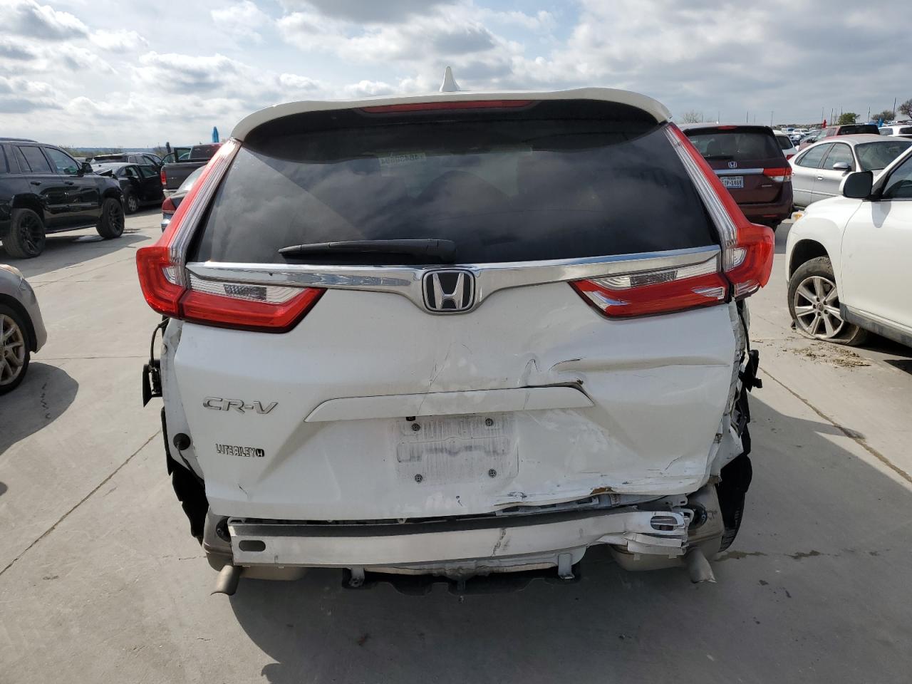 Photo 5 VIN: 5J6RW1H51JL002846 - HONDA CR-V 