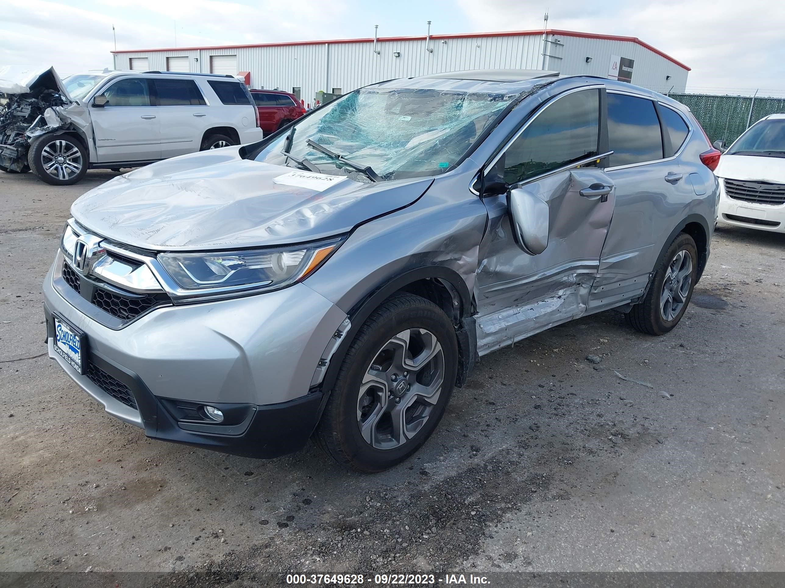 Photo 1 VIN: 5J6RW1H55JA007205 - HONDA CR-V 