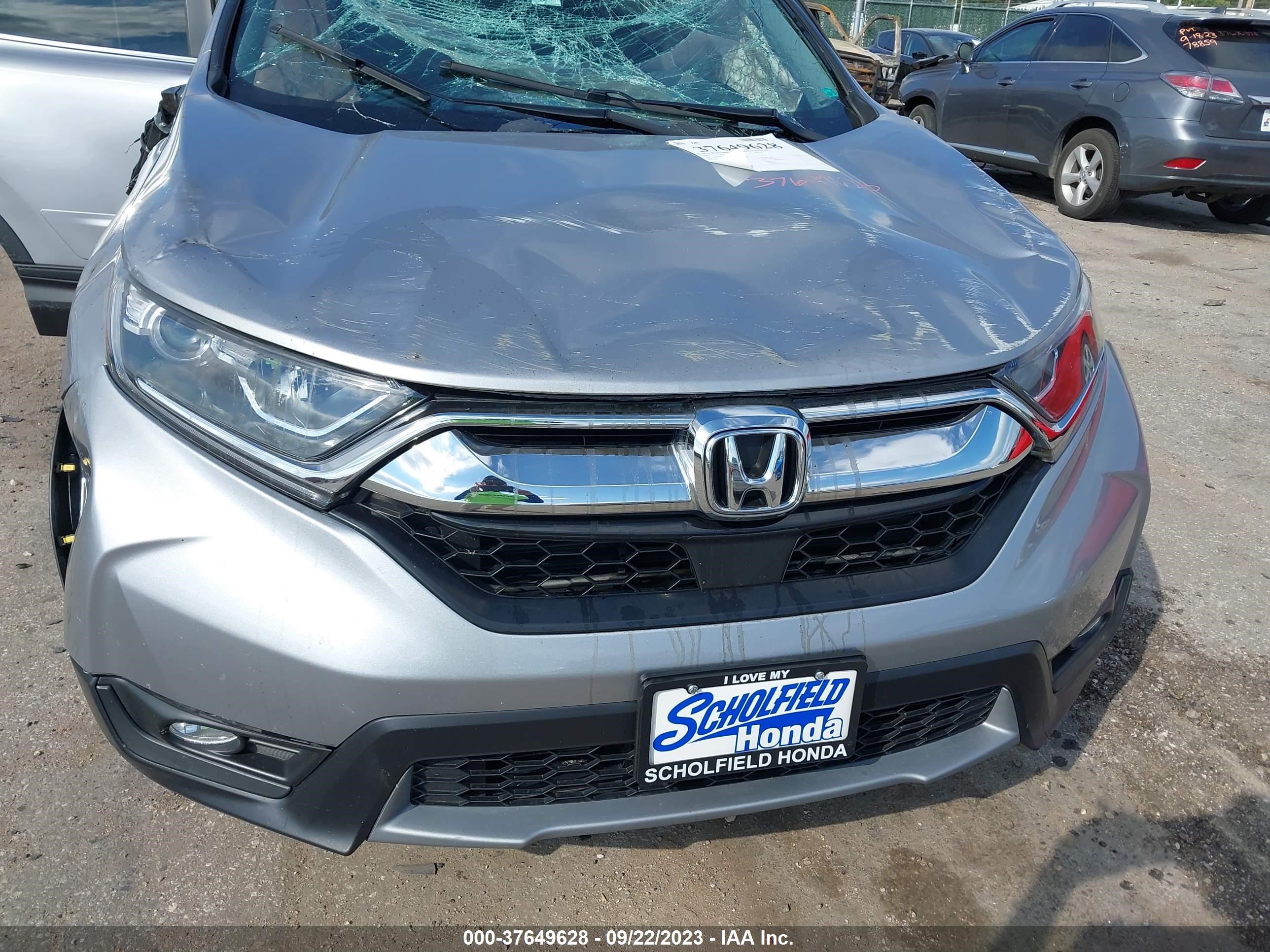 Photo 5 VIN: 5J6RW1H55JA007205 - HONDA CR-V 