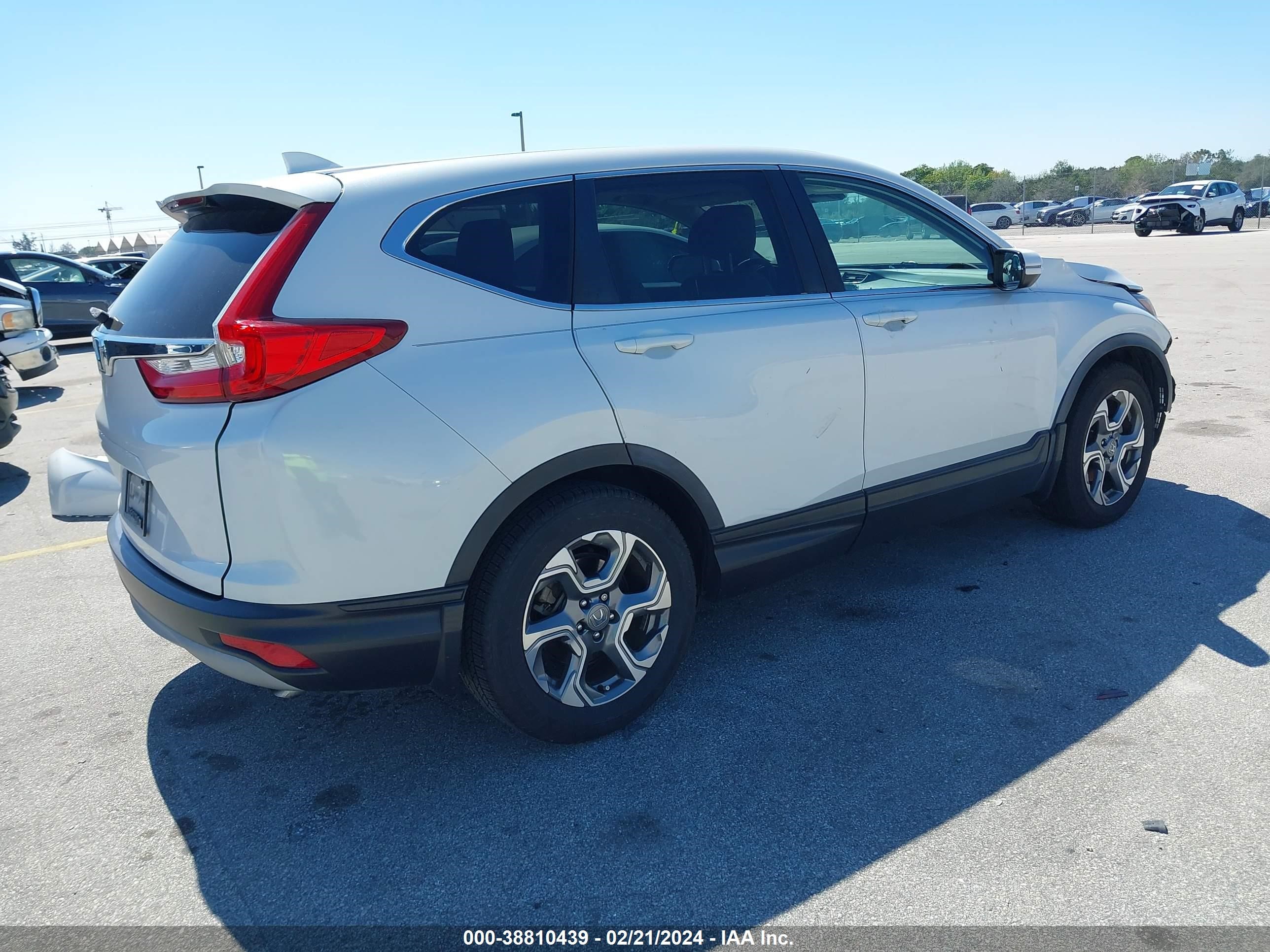 Photo 3 VIN: 5J6RW1H58KA010682 - HONDA CR-V 