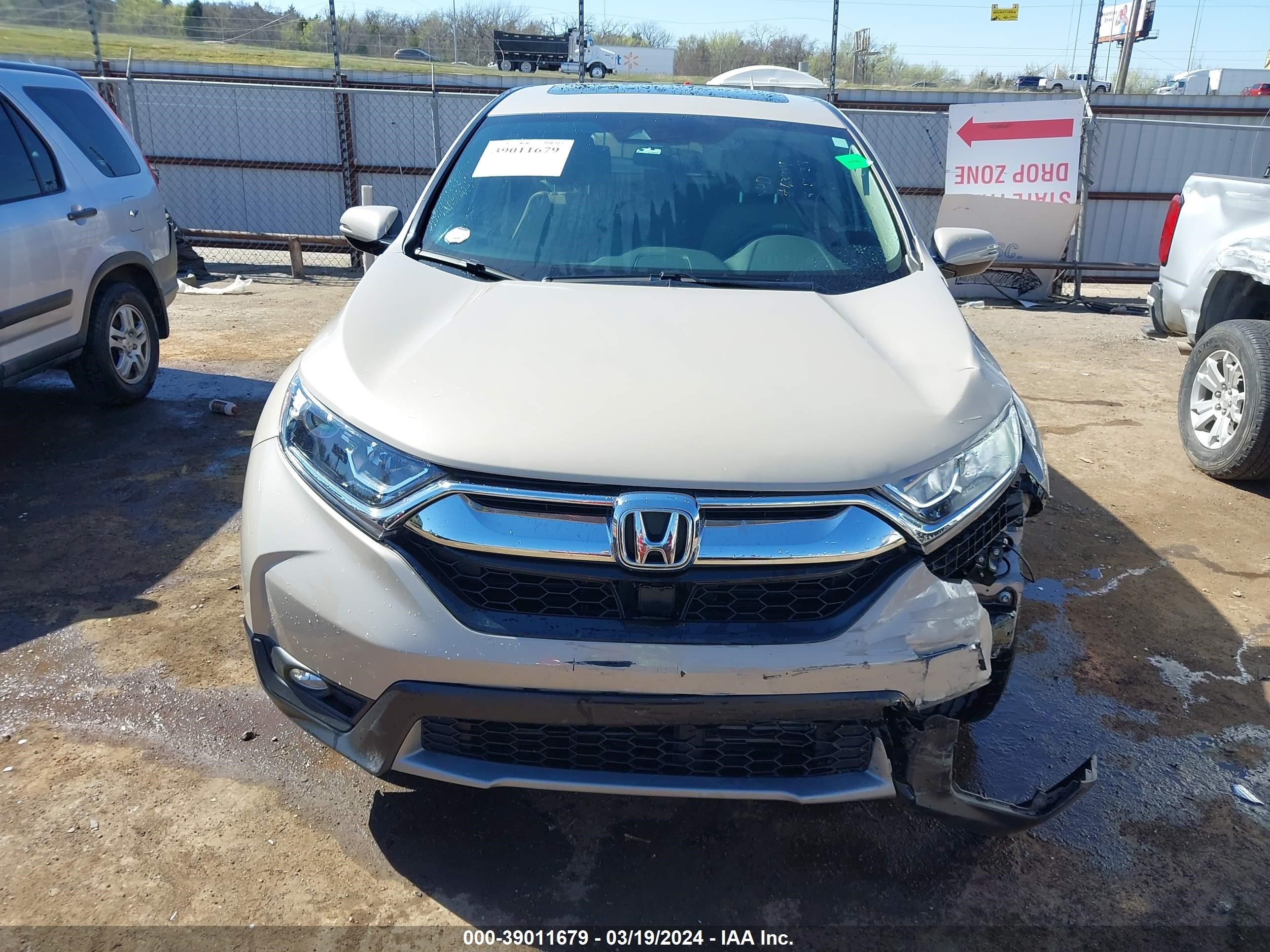 Photo 11 VIN: 5J6RW1H59JL011228 - HONDA CR-V 