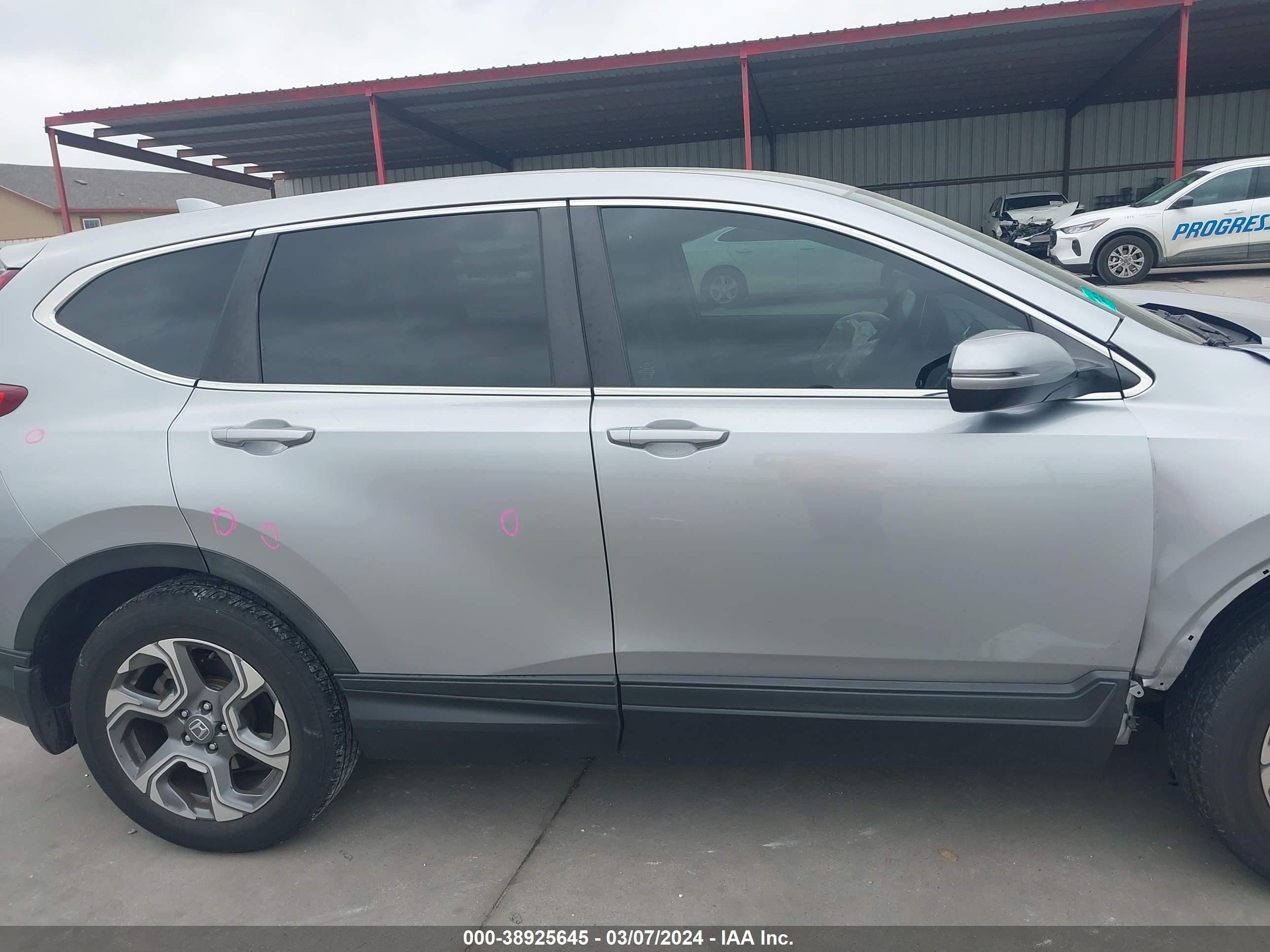 Photo 13 VIN: 5J6RW1H80JA001628 - HONDA CR-V 