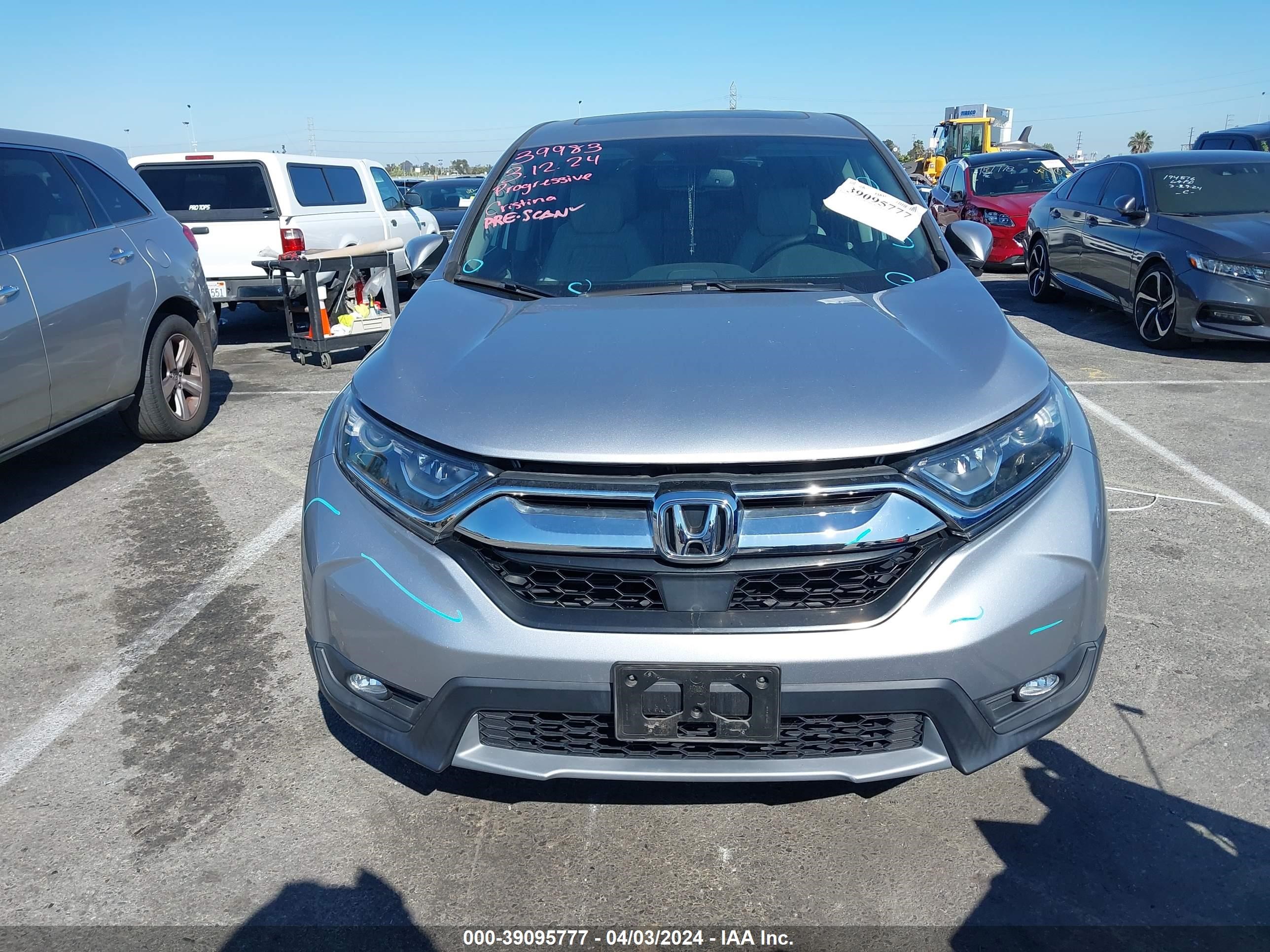 Photo 11 VIN: 5J6RW1H86JA003884 - HONDA CR-V 