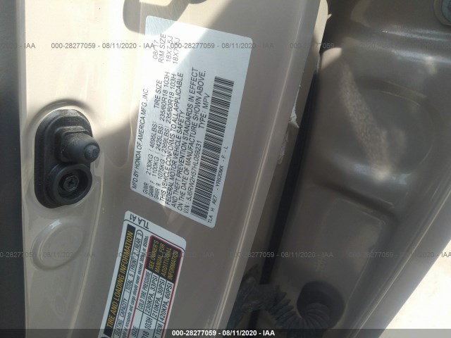 Photo 8 VIN: 5J6RW2H57HL059231 - HONDA CR-V 