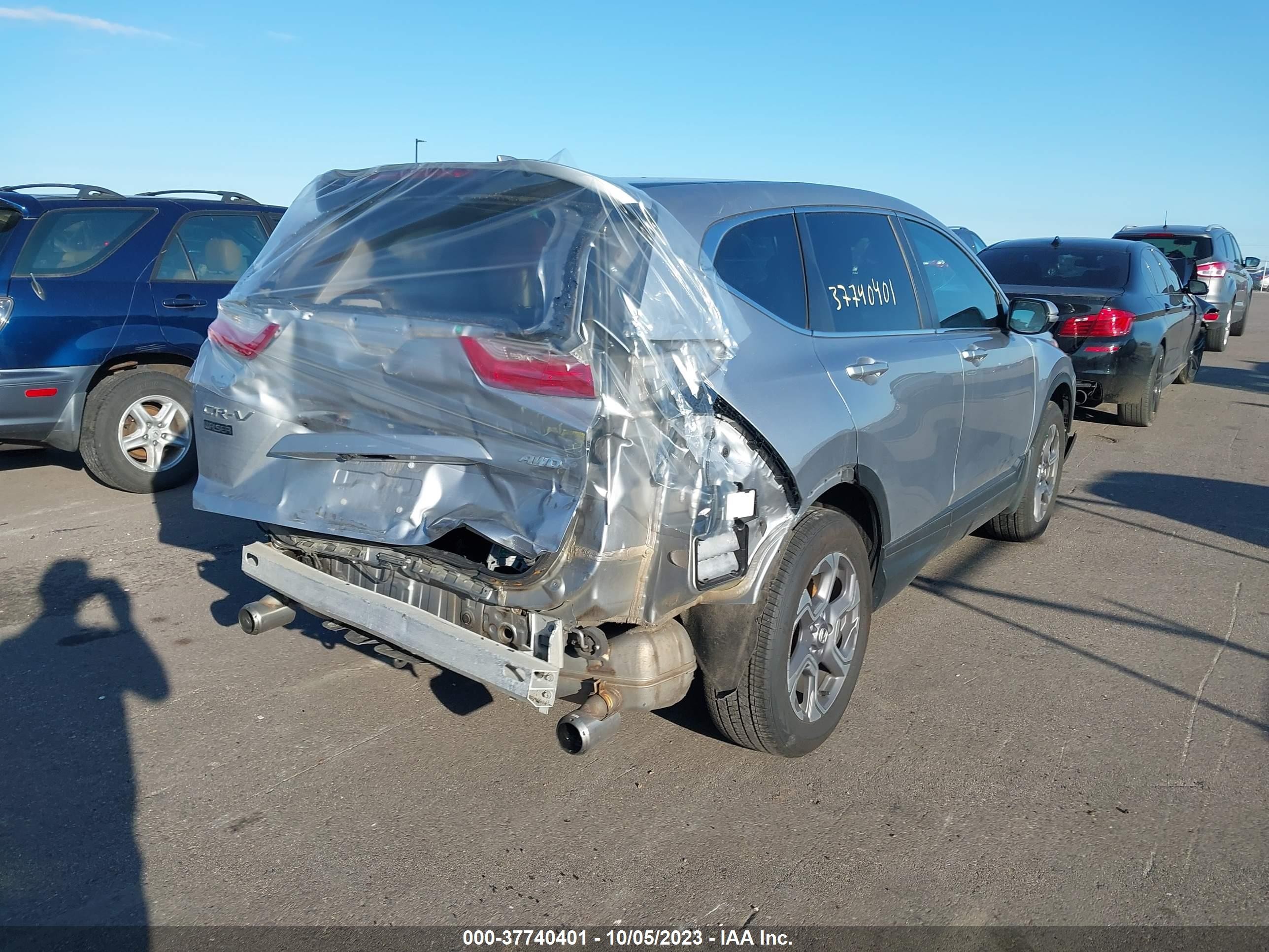 Photo 3 VIN: 5J6RW2H58HL048559 - HONDA CR-V 