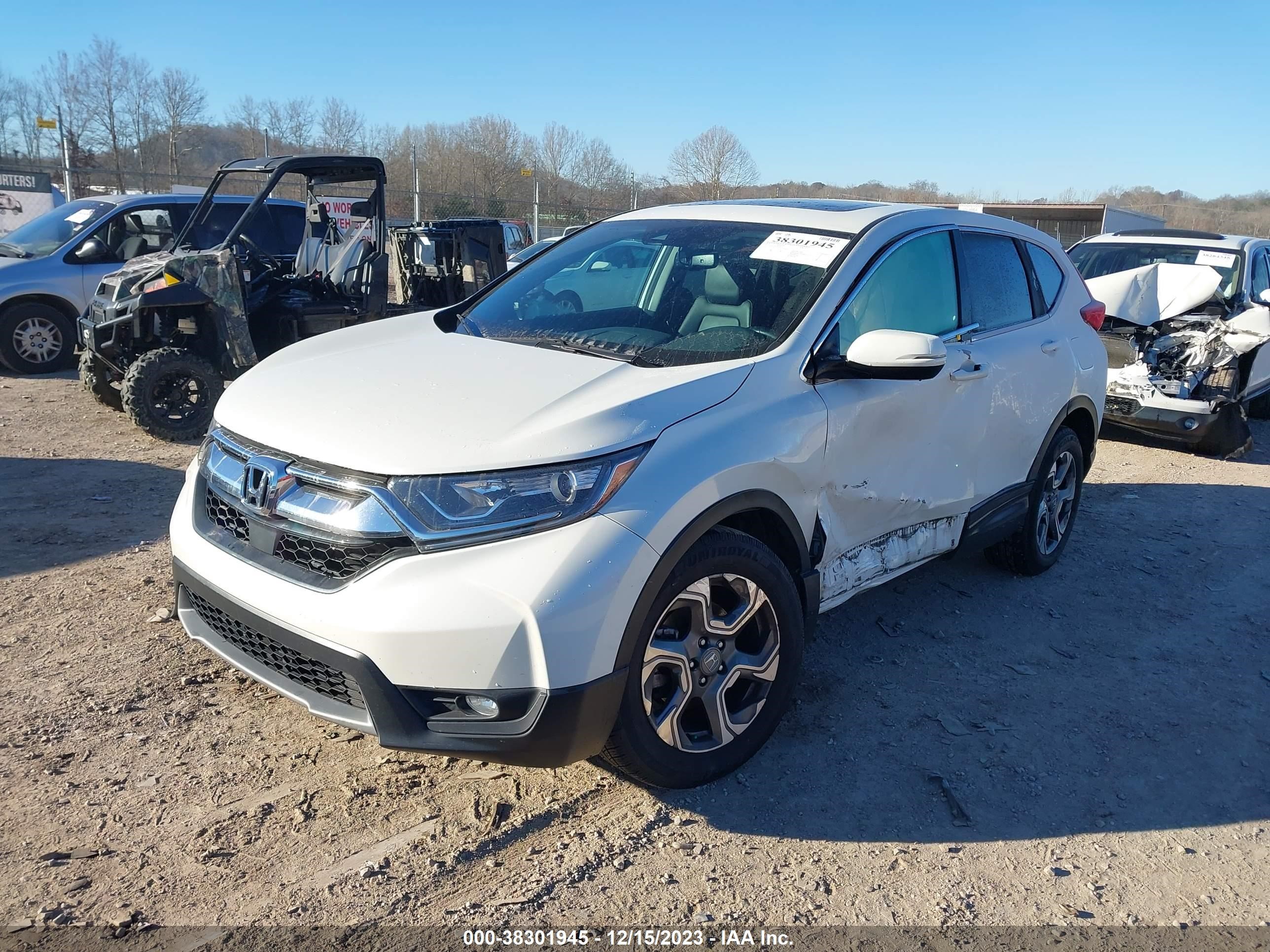 Photo 1 VIN: 5J6RW2H83JL008793 - HONDA CR-V 