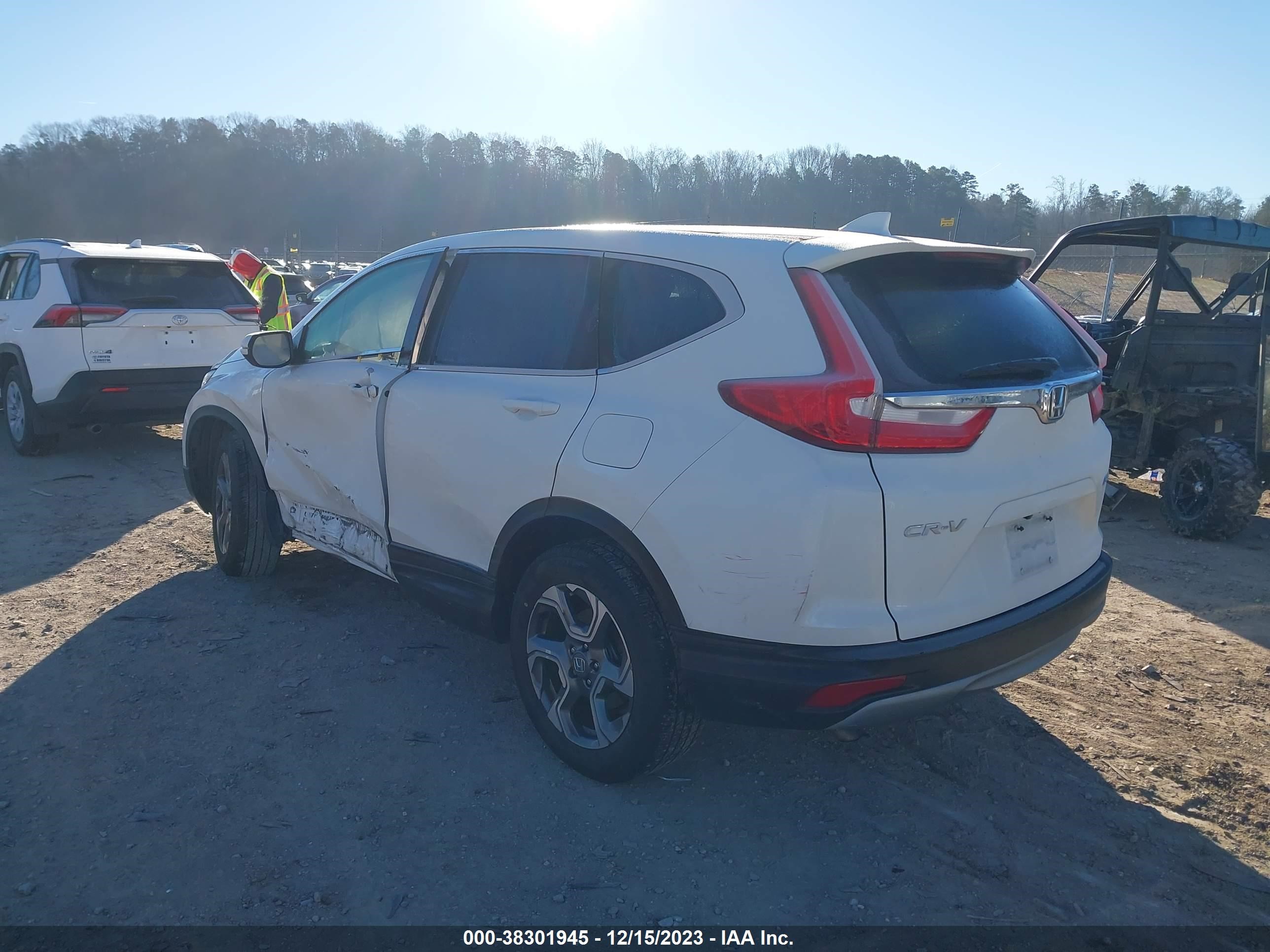 Photo 2 VIN: 5J6RW2H83JL008793 - HONDA CR-V 