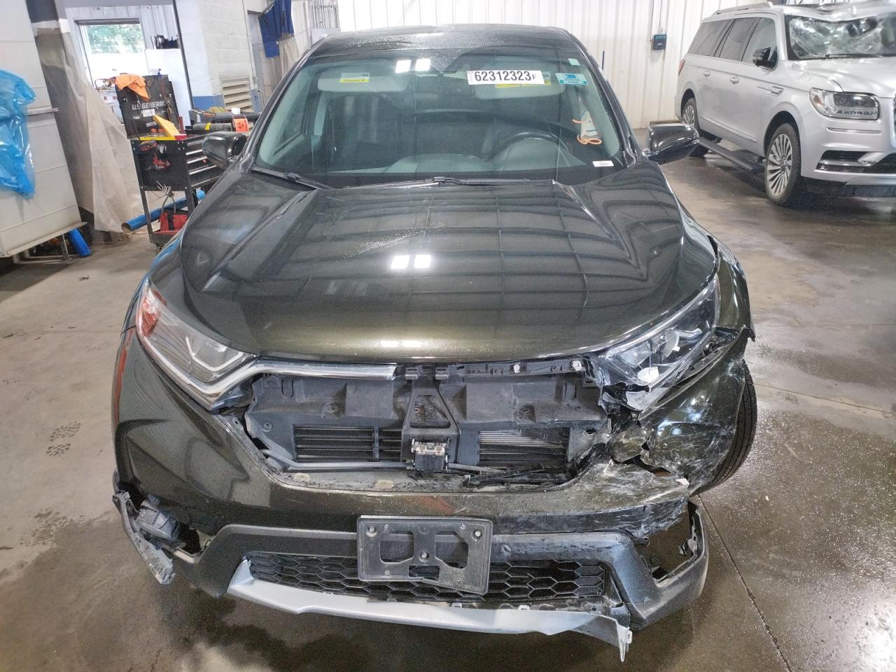 Photo 4 VIN: 5J6RW2H87HL009925 - HONDA CR-V 