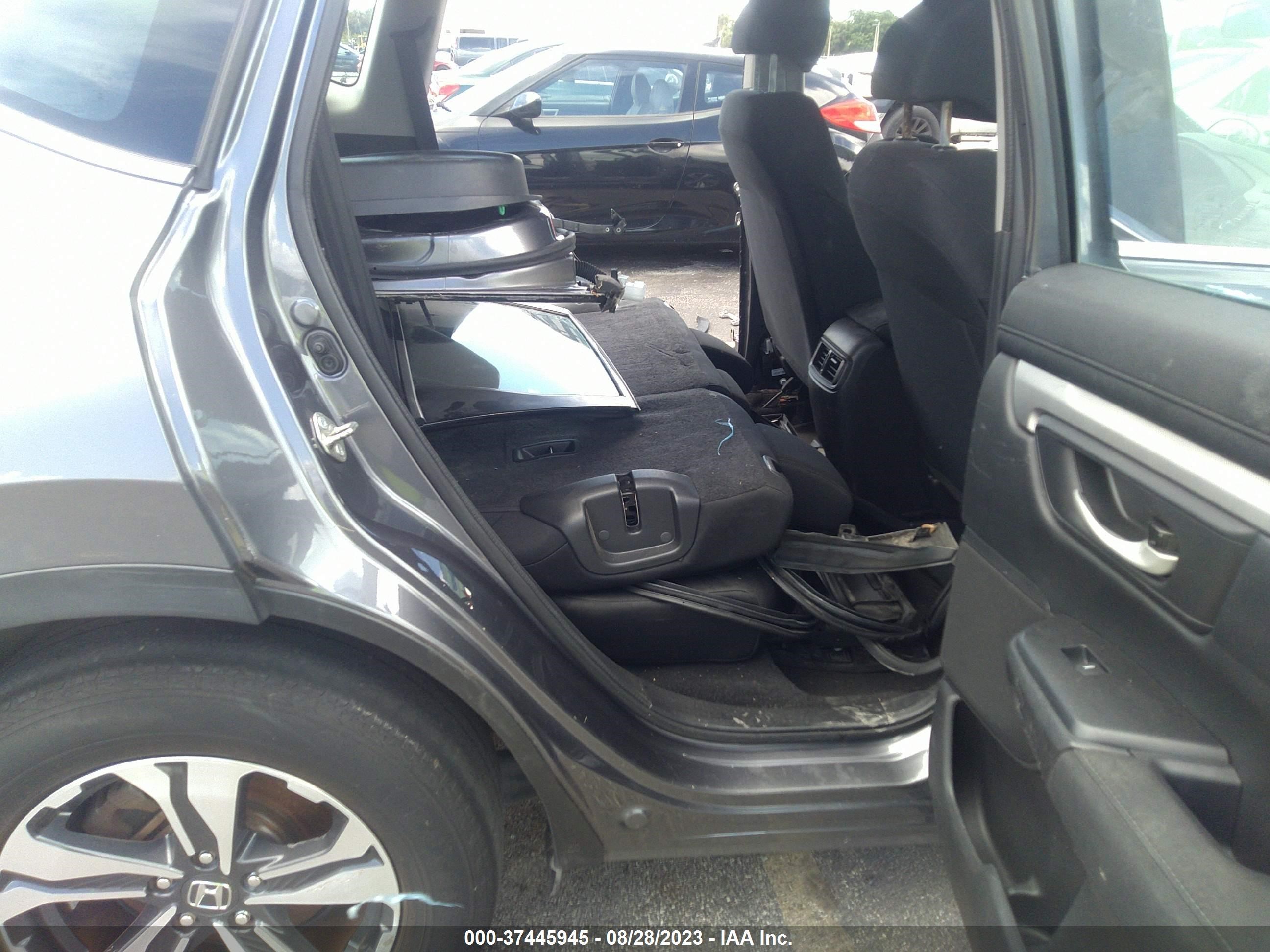 Photo 7 VIN: 5J6RW5H34JL001552 - HONDA CR-V 