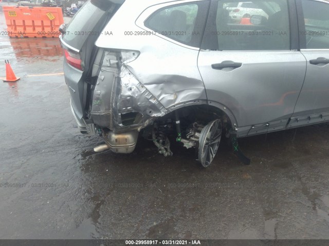 Photo 5 VIN: 5J6RW6H31JL003975 - HONDA CR-V 