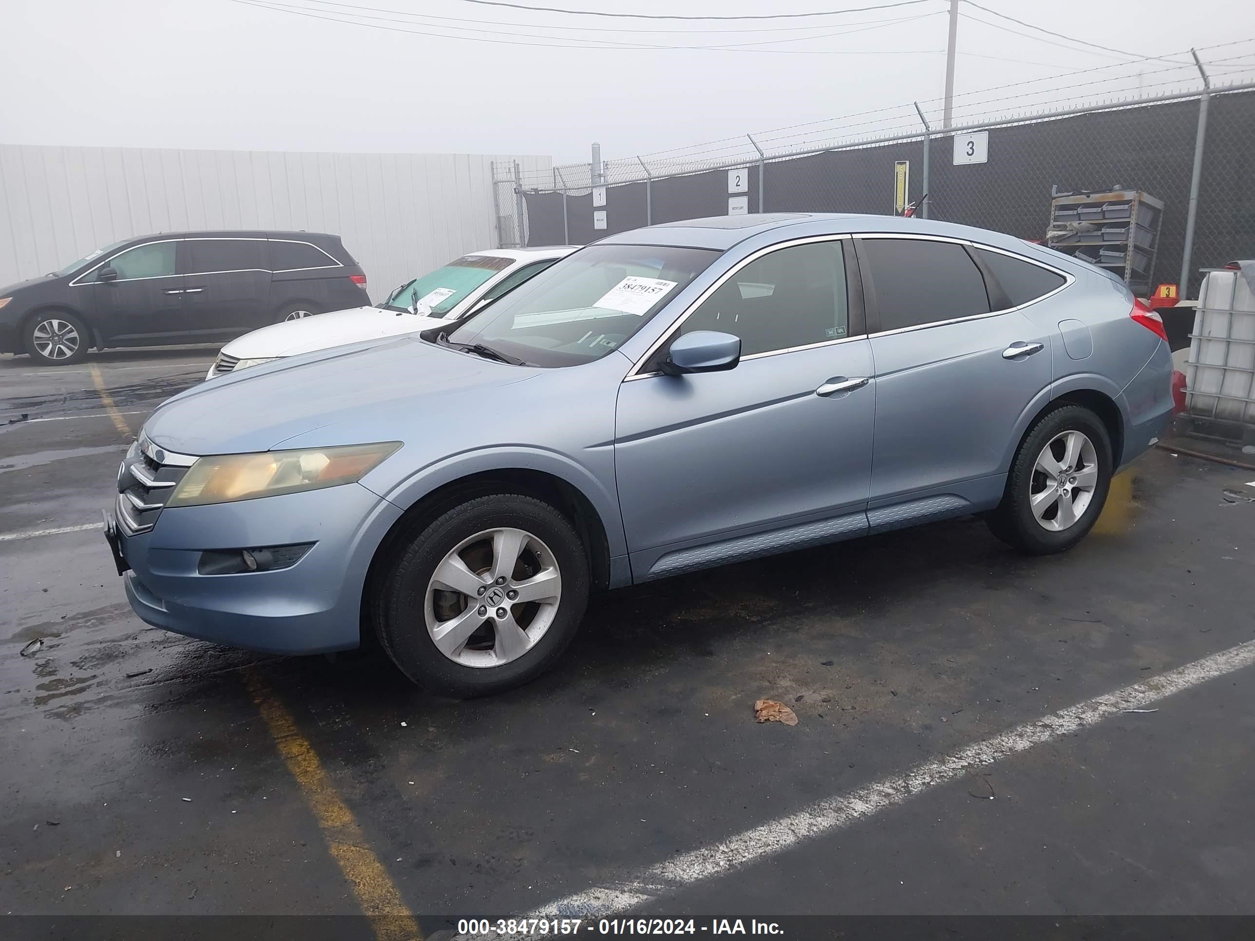 Photo 1 VIN: 5J6TF1H32AL010331 - HONDA ACCORD 