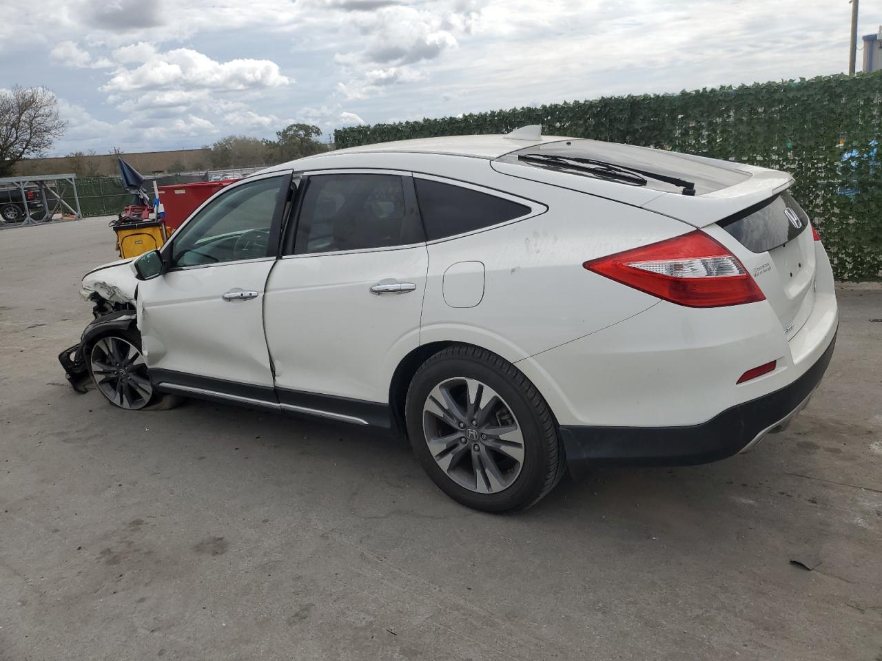 Photo 1 VIN: 5J6TF1H32DL002282 - HONDA CROSSTOUR 