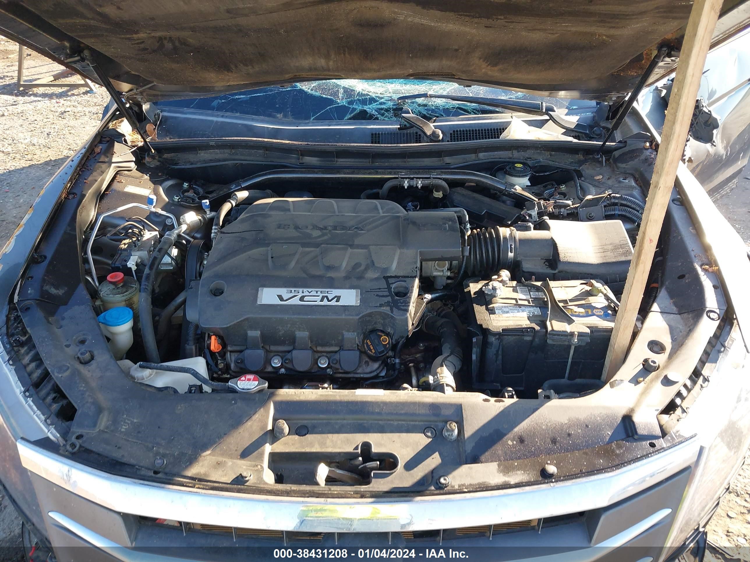 Photo 9 VIN: 5J6TF1H35AL010582 - HONDA ACCORD 