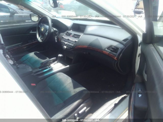 Photo 4 VIN: 5J6TF1H35CL001013 - HONDA CROSSTOUR 