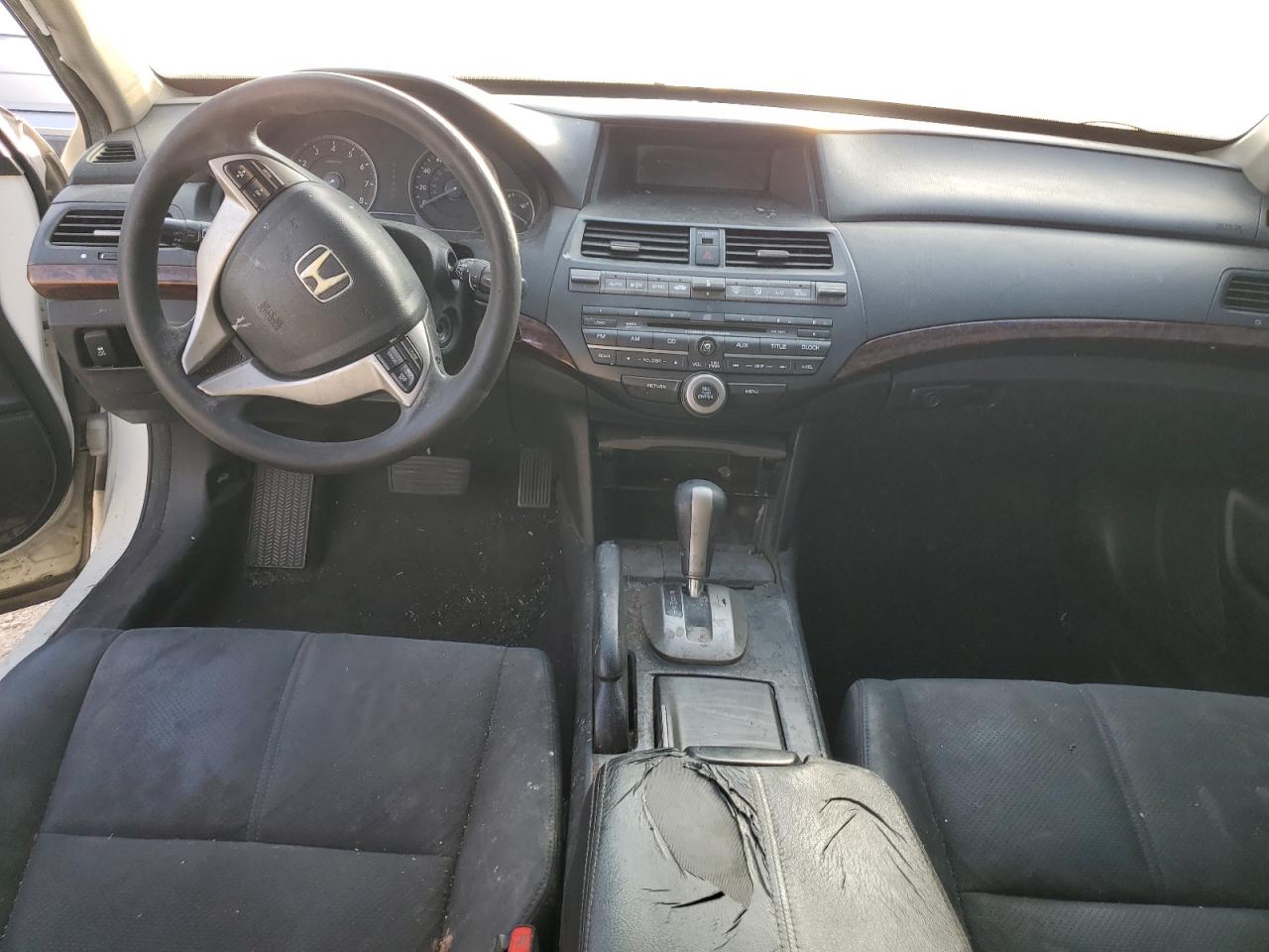 Photo 7 VIN: 5J6TF1H36AL010817 - HONDA ACCORD 