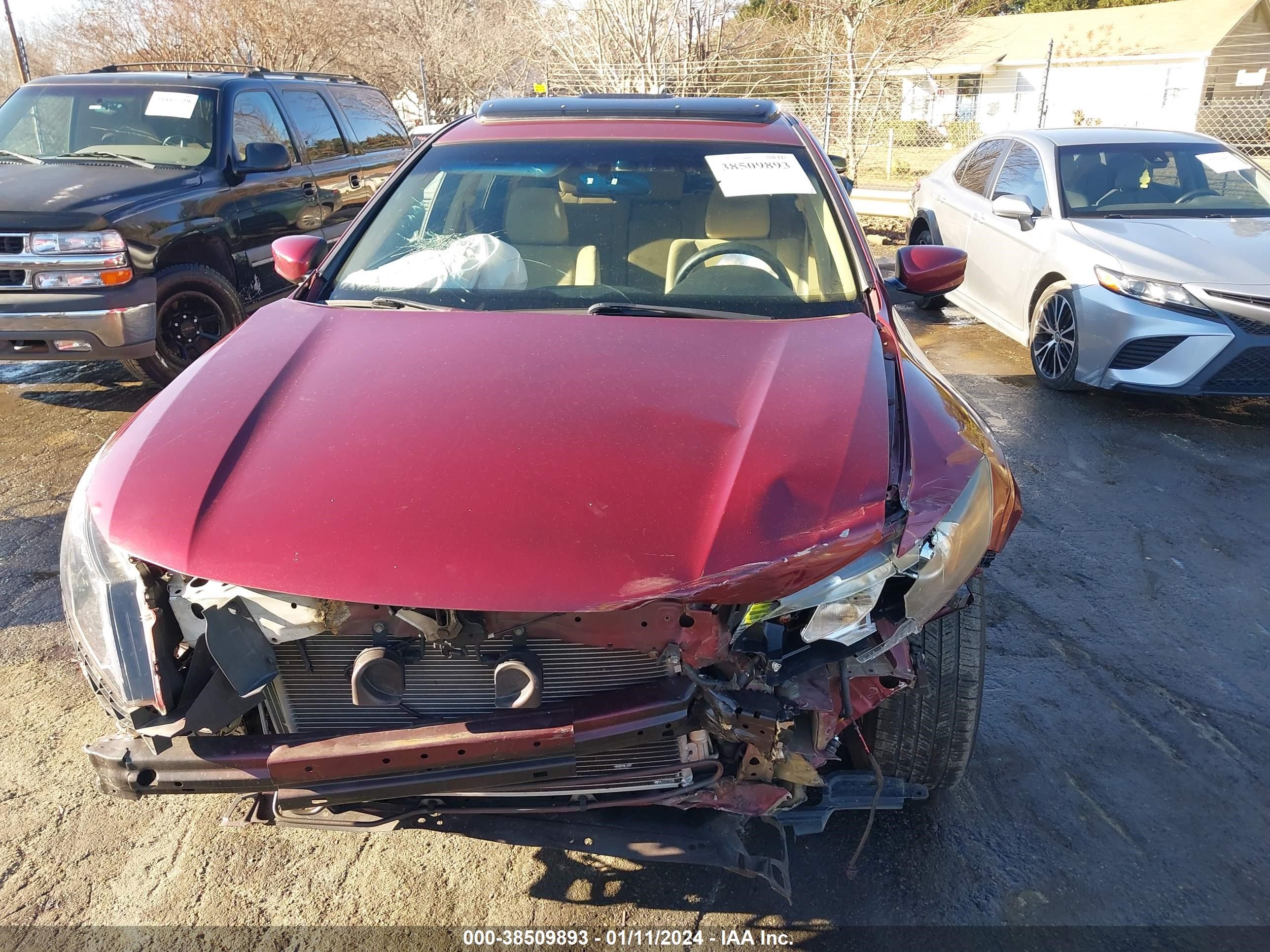 Photo 11 VIN: 5J6TF1H38AL012746 - HONDA ACCORD 