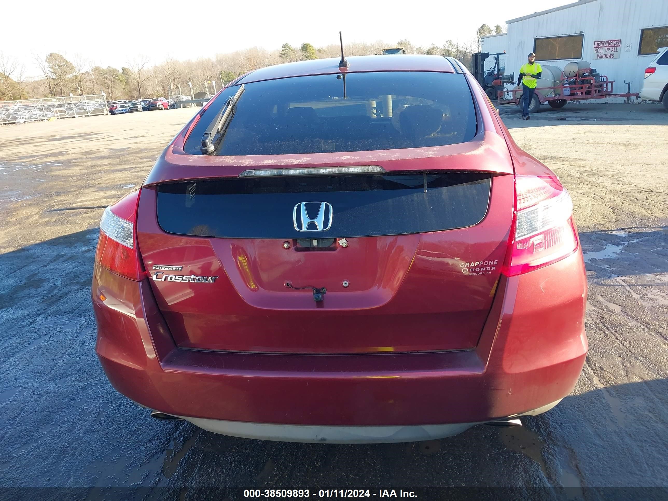 Photo 15 VIN: 5J6TF1H38AL012746 - HONDA ACCORD 