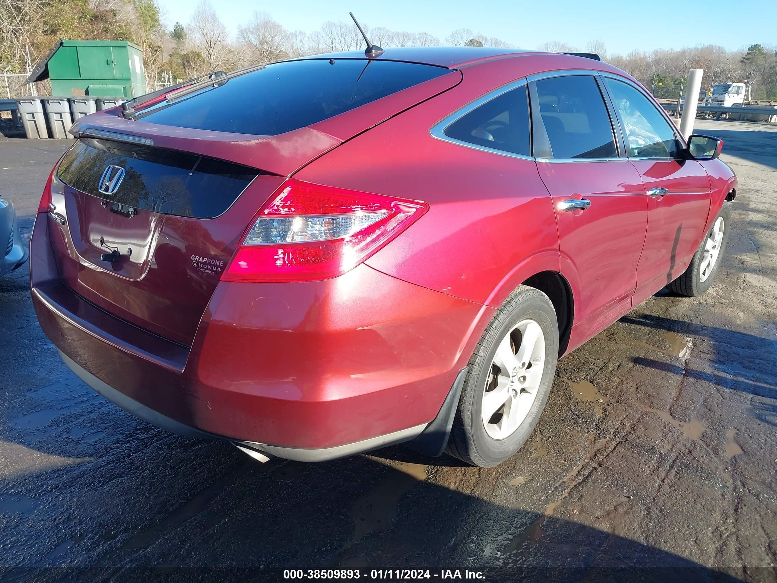 Photo 3 VIN: 5J6TF1H38AL012746 - HONDA ACCORD 