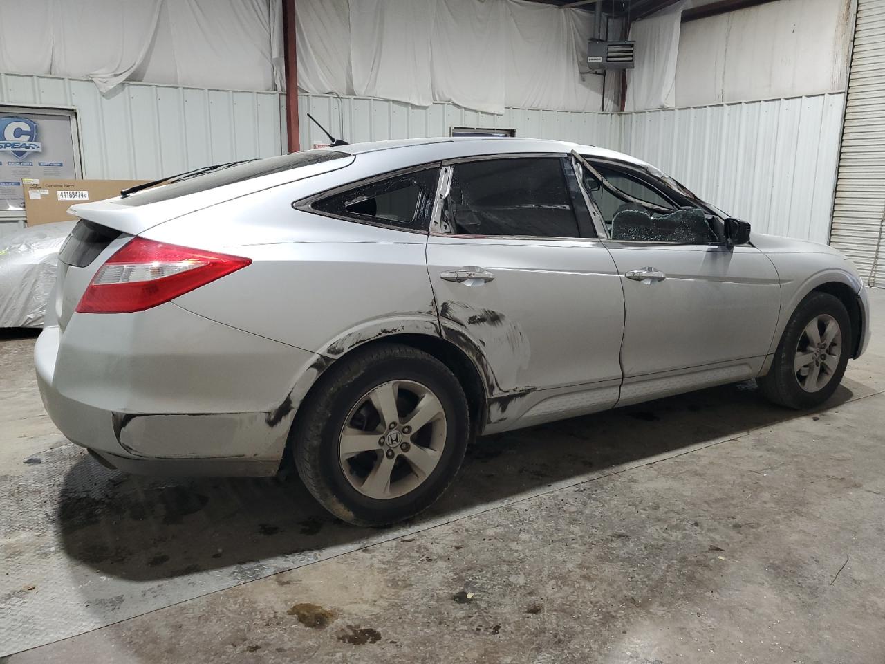 Photo 2 VIN: 5J6TF1H39AL009581 - HONDA ACCORD 