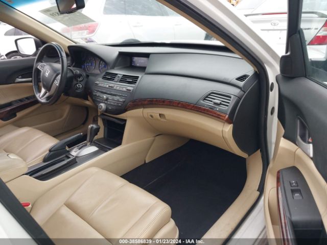 Photo 4 VIN: 5J6TF1H53CL000878 - HONDA CROSSTOUR 