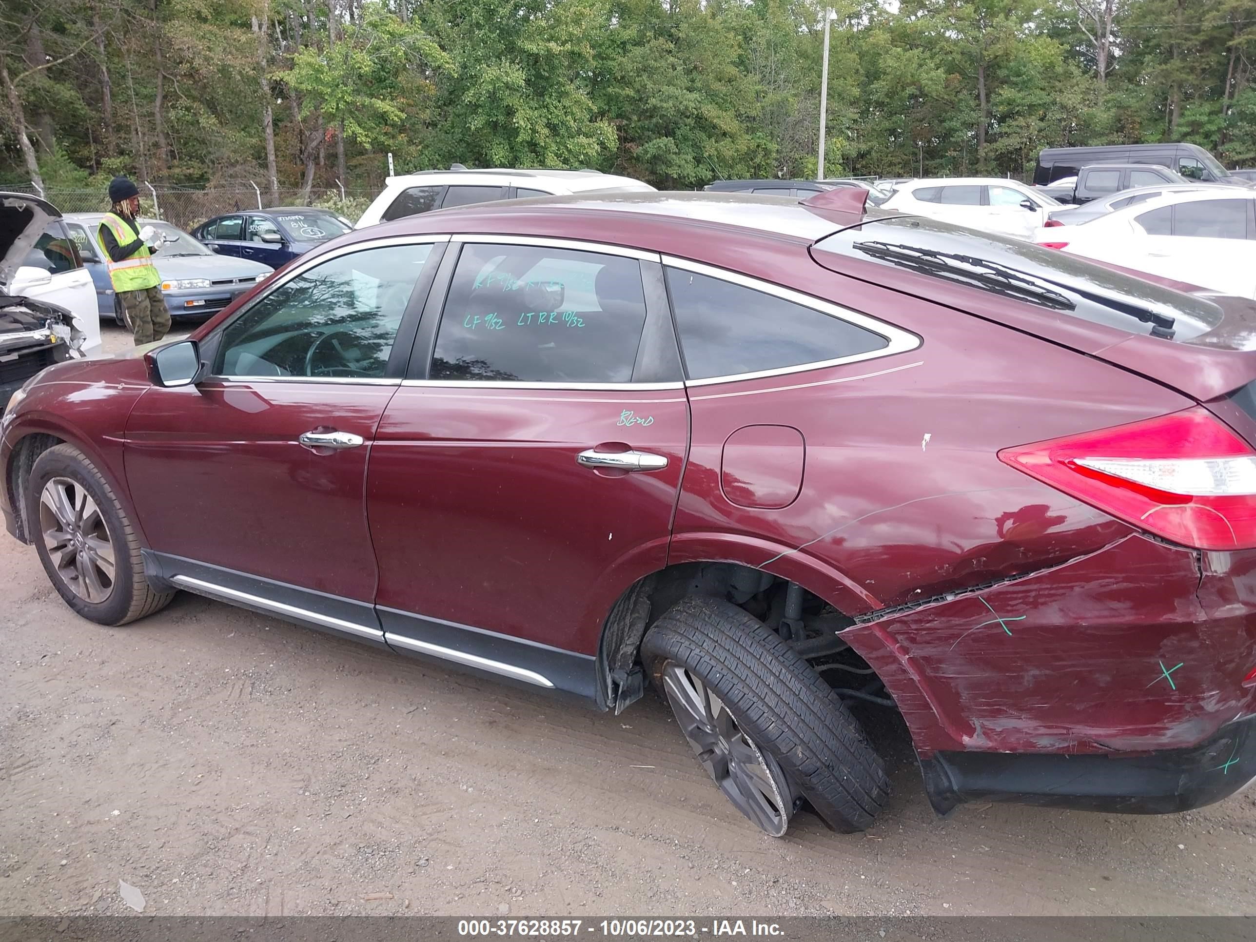 Photo 13 VIN: 5J6TF1H55EL000898 - HONDA CROSSTOUR 