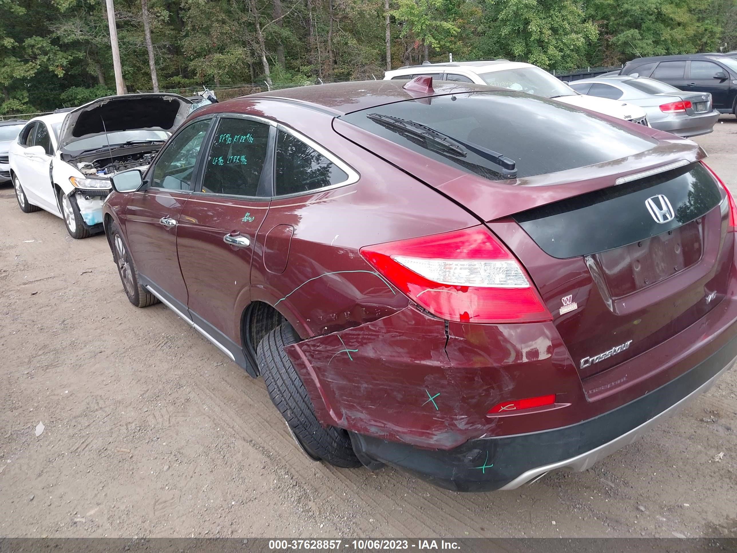 Photo 2 VIN: 5J6TF1H55EL000898 - HONDA CROSSTOUR 