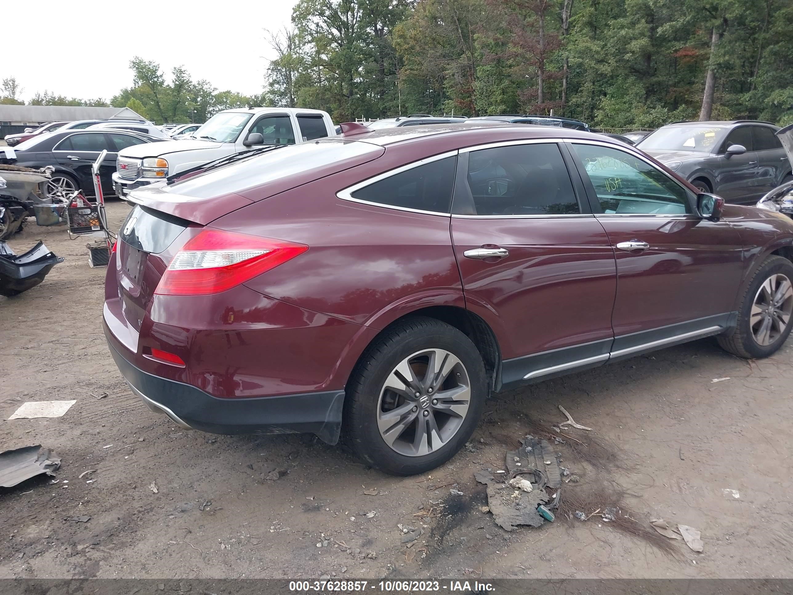 Photo 3 VIN: 5J6TF1H55EL000898 - HONDA CROSSTOUR 