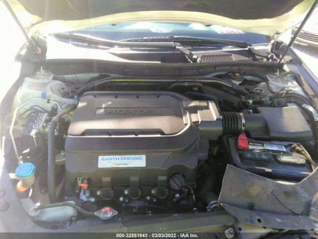 Photo 9 VIN: 5J6TF1H56FL000619 - HONDA CROSSTOUR 