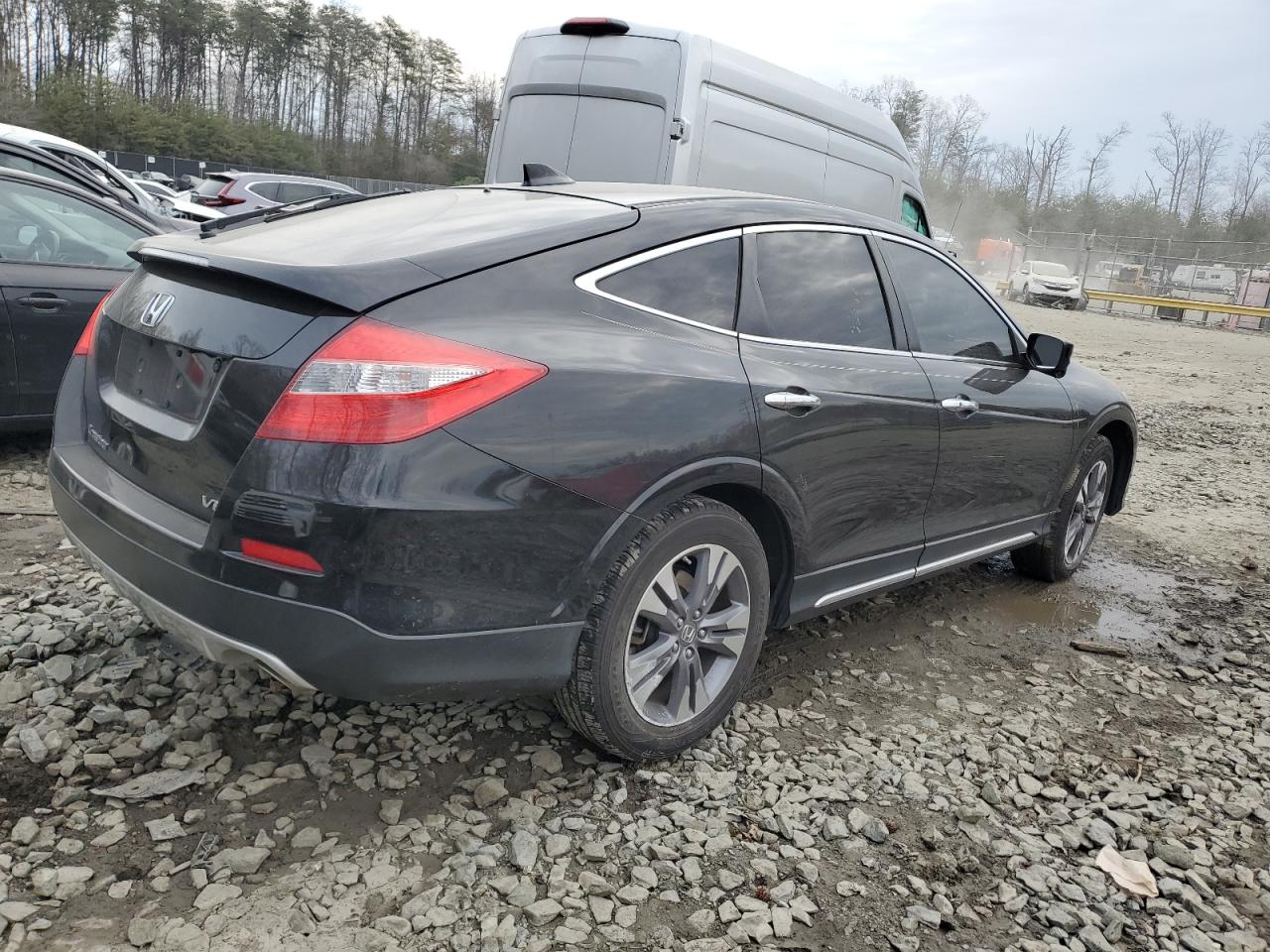 Photo 2 VIN: 5J6TF1H57DL001369 - HONDA CROSSTOUR 