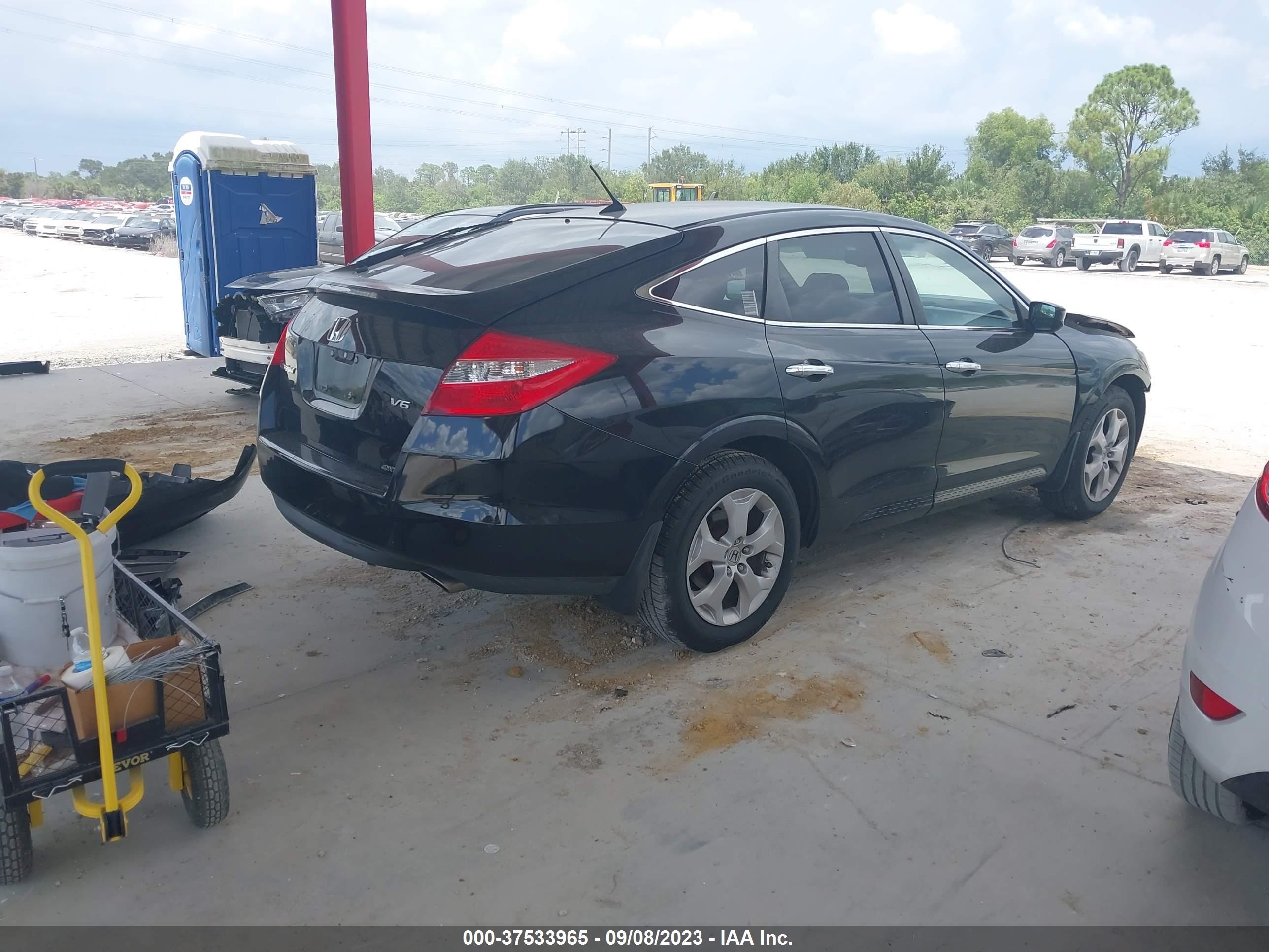 Photo 3 VIN: 5J6TF2H50CL005641 - HONDA CROSSTOUR 