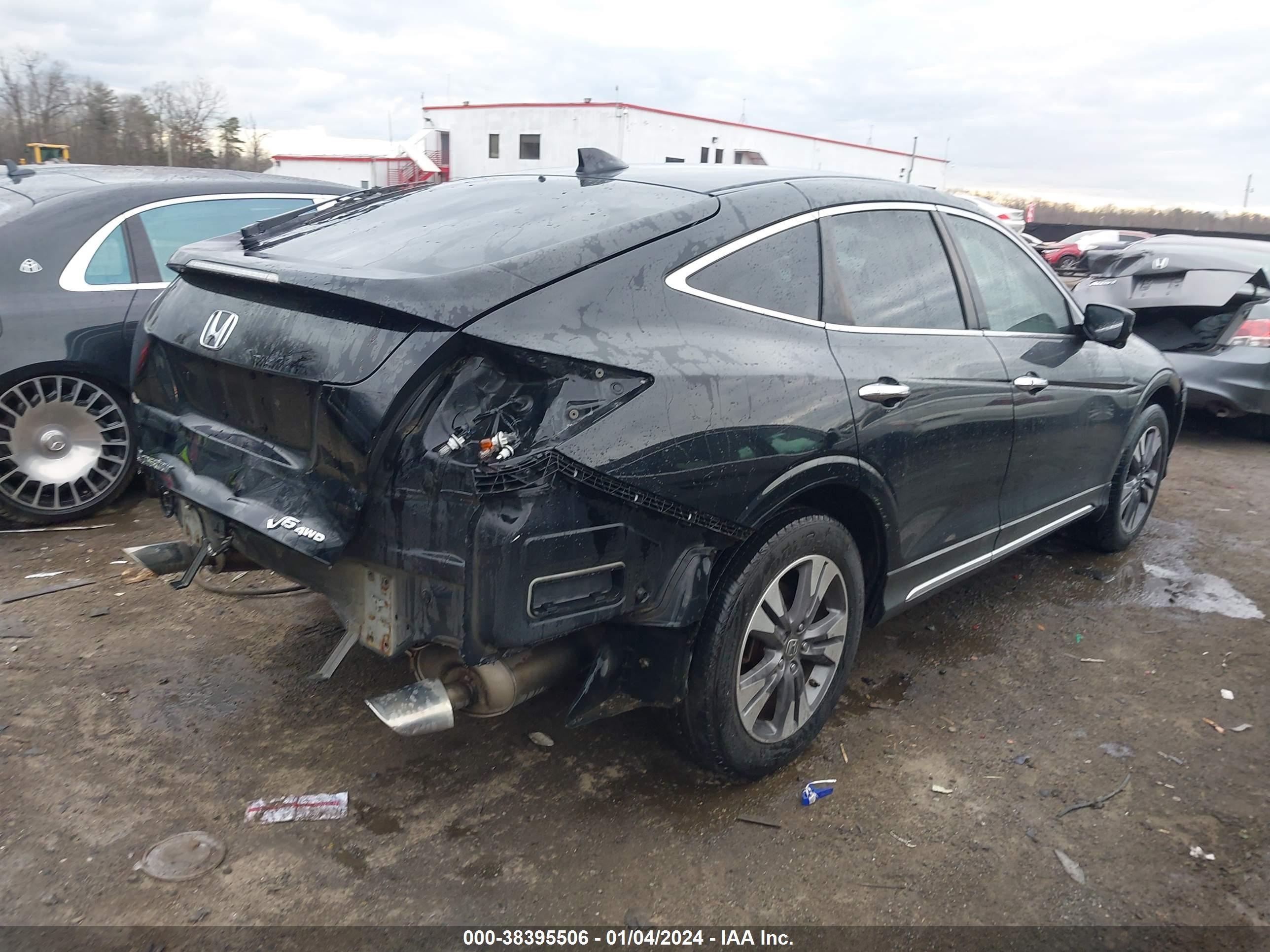 Photo 3 VIN: 5J6TF2H50DL002305 - HONDA CROSSTOUR 