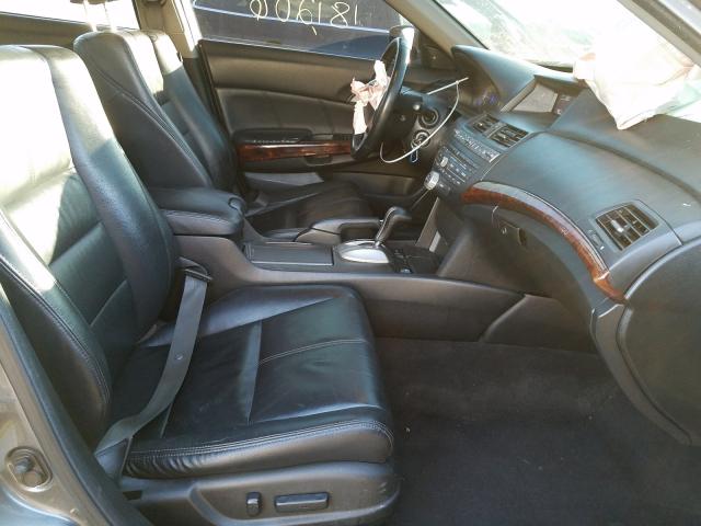 Photo 4 VIN: 5J6TF2H52AL012894 - HONDA ACCORD CRO 