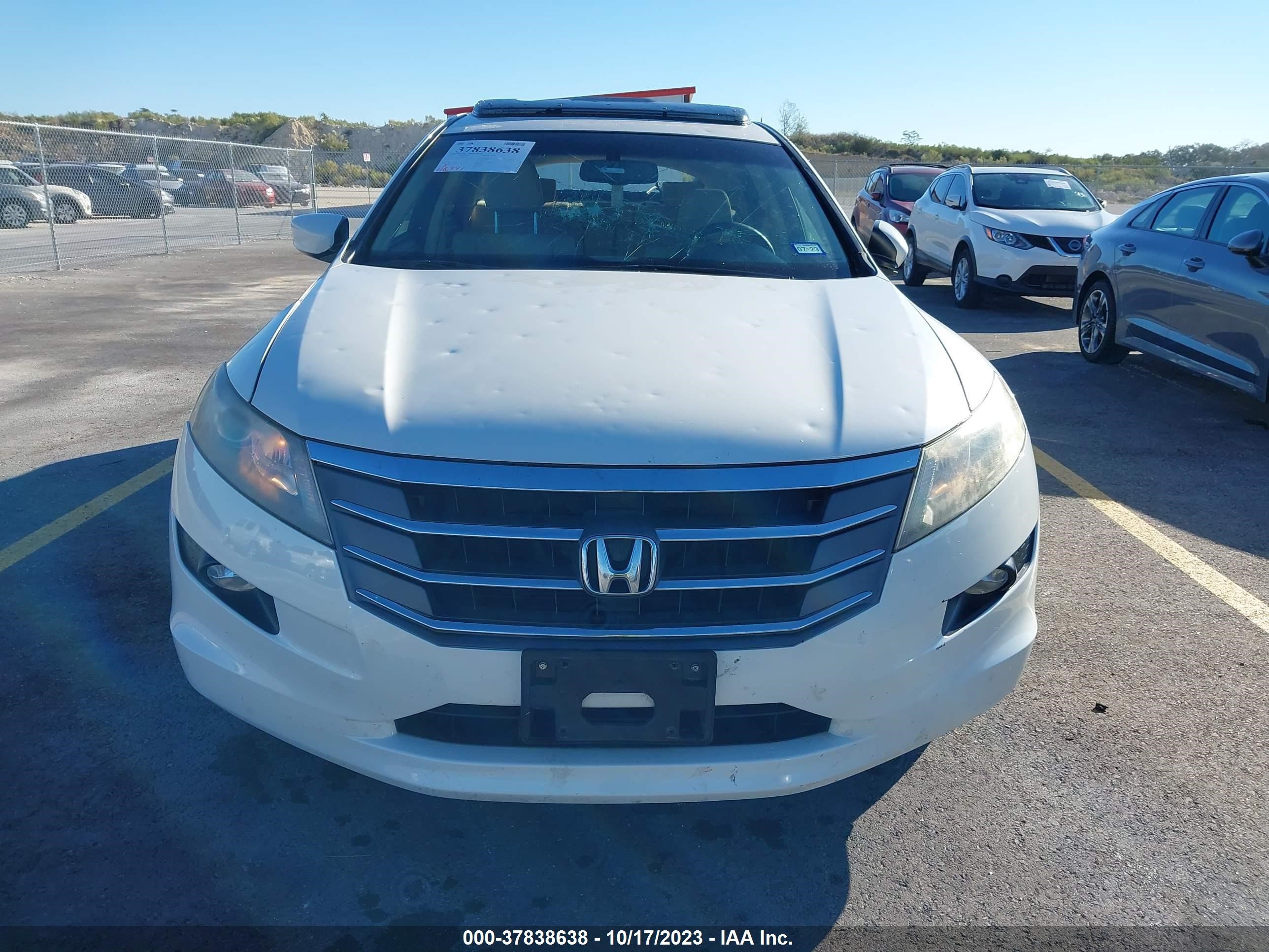 Photo 11 VIN: 5J6TF2H53CL010476 - HONDA CROSSTOUR 