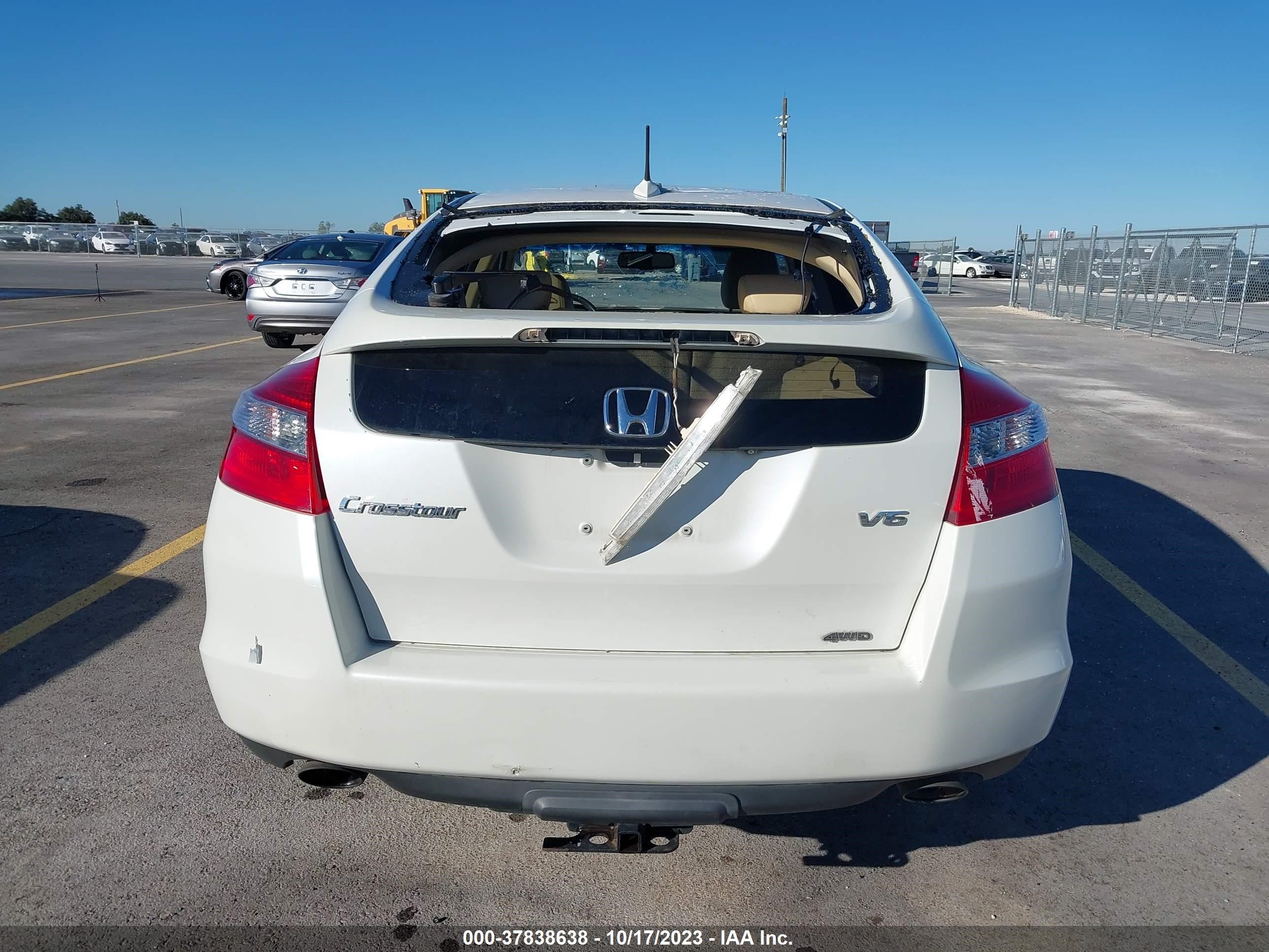 Photo 15 VIN: 5J6TF2H53CL010476 - HONDA CROSSTOUR 