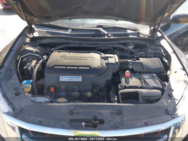 Photo 9 VIN: 5J6TF2H53DL006011 - HONDA CROSSTOUR 