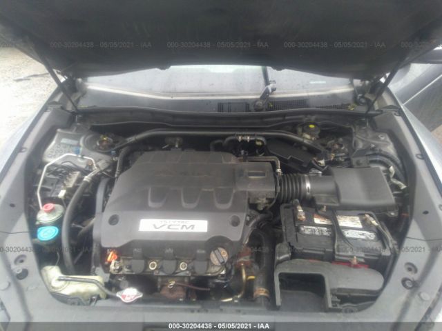 Photo 9 VIN: 5J6TF2H55AL010718 - HONDA ACCORD CROSSTOUR 