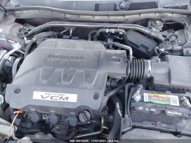 Photo 9 VIN: 5J6TF2H56CL005949 - HONDA CROSSTOUR 