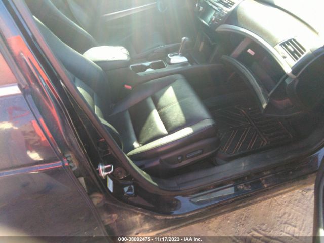 Photo 4 VIN: 5J6TF2H56DL001532 - HONDA CROSSTOUR 