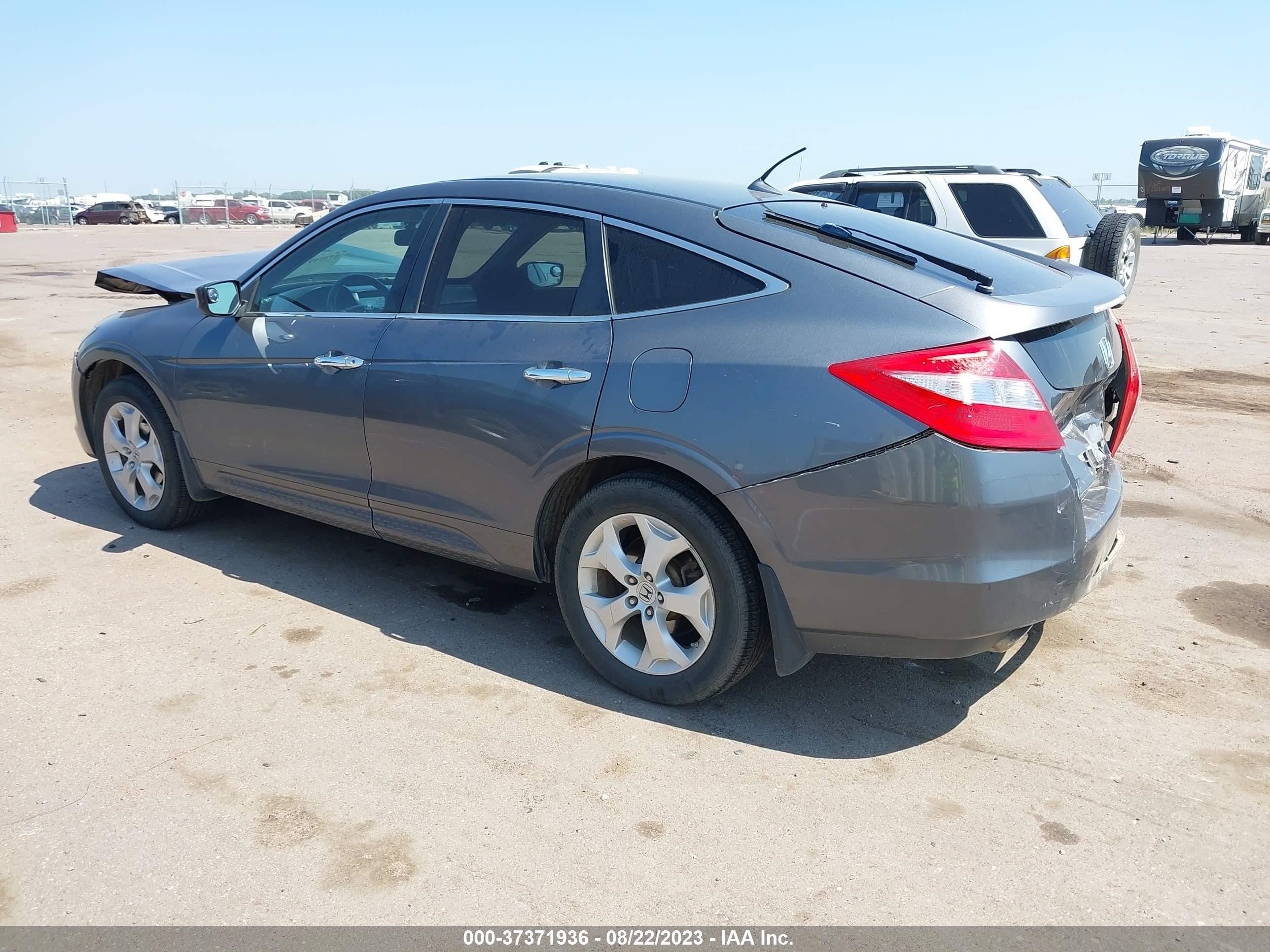 Photo 2 VIN: 5J6TF2H57AL014222 - HONDA ACCORD 