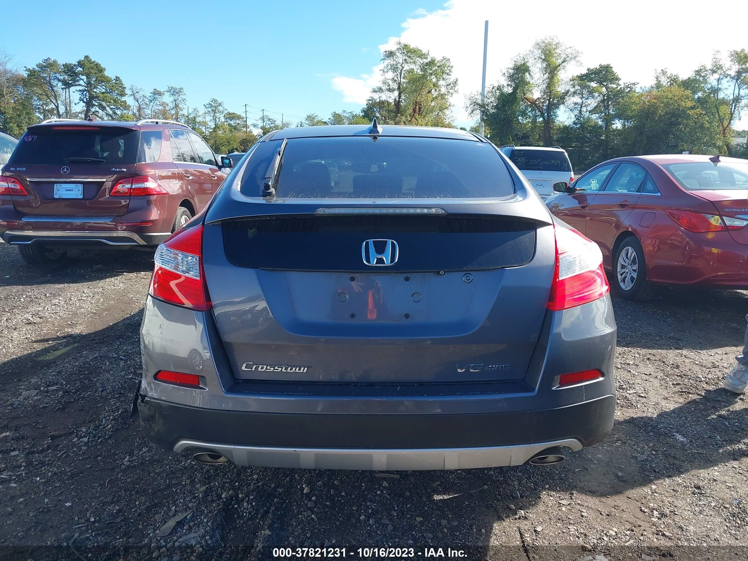 Photo 15 VIN: 5J6TF2H59FL001625 - HONDA CROSSTOUR 