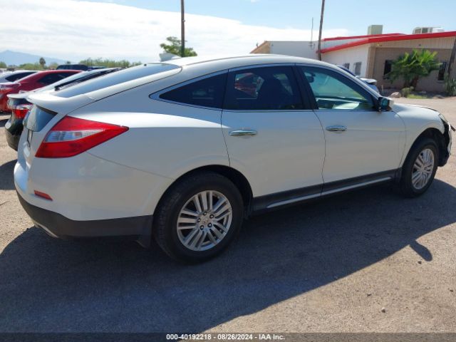 Photo 3 VIN: 5J6TF3H31FL000568 - HONDA CROSSTOUR 