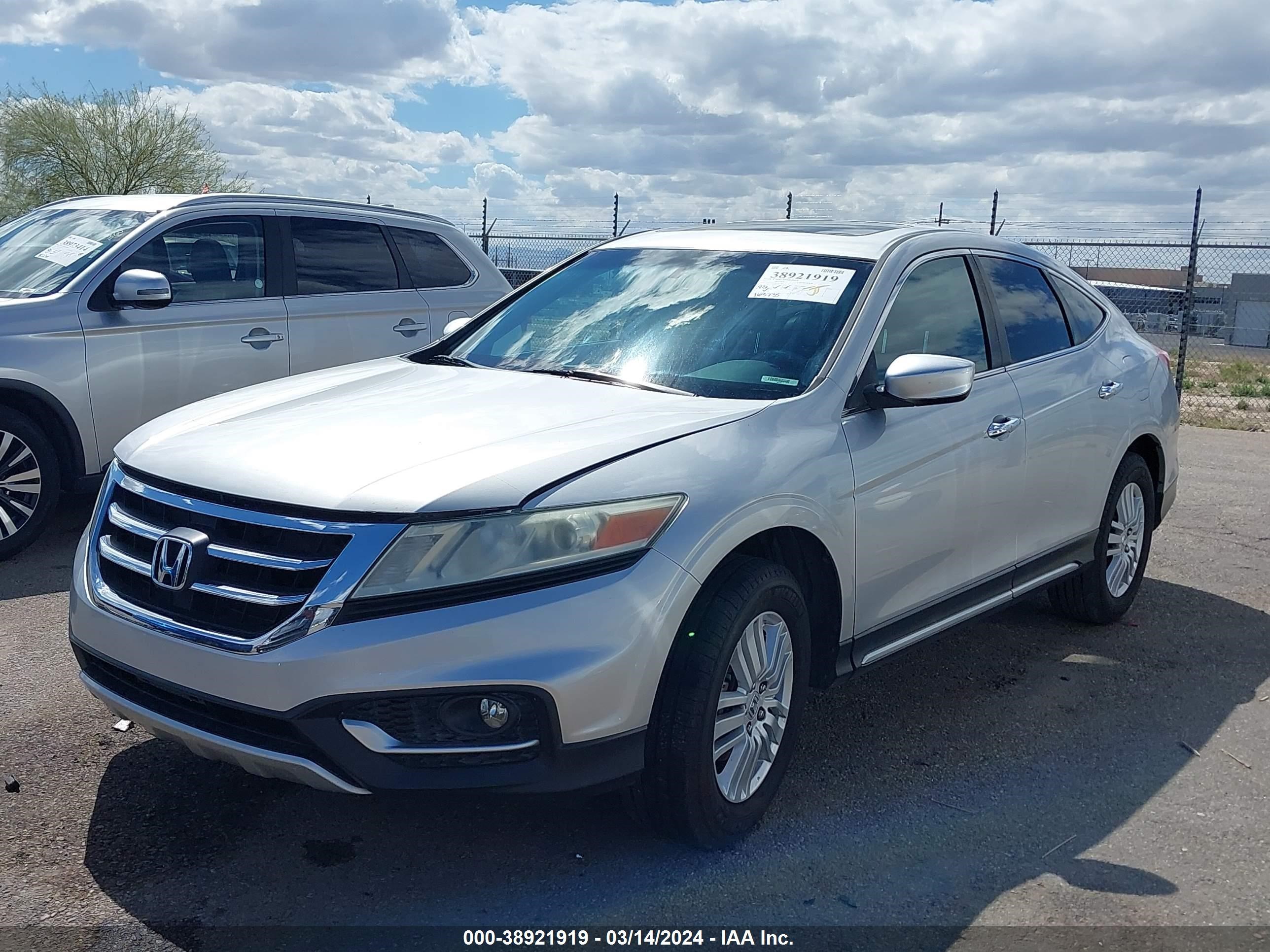 Photo 1 VIN: 5J6TF3H33DL002254 - HONDA CROSSTOUR 