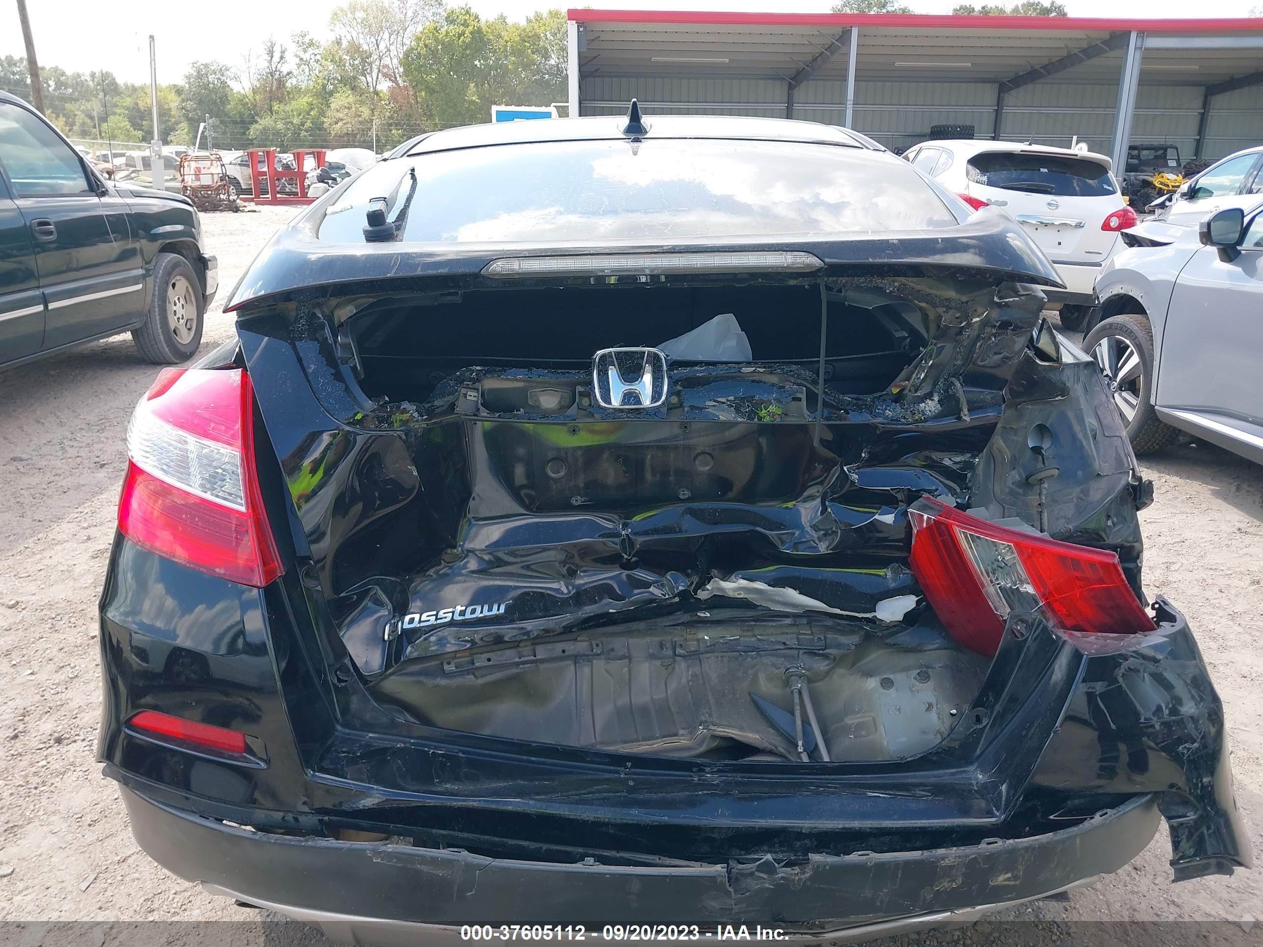 Photo 16 VIN: 5J6TF3H55DL006128 - HONDA CROSSTOUR 