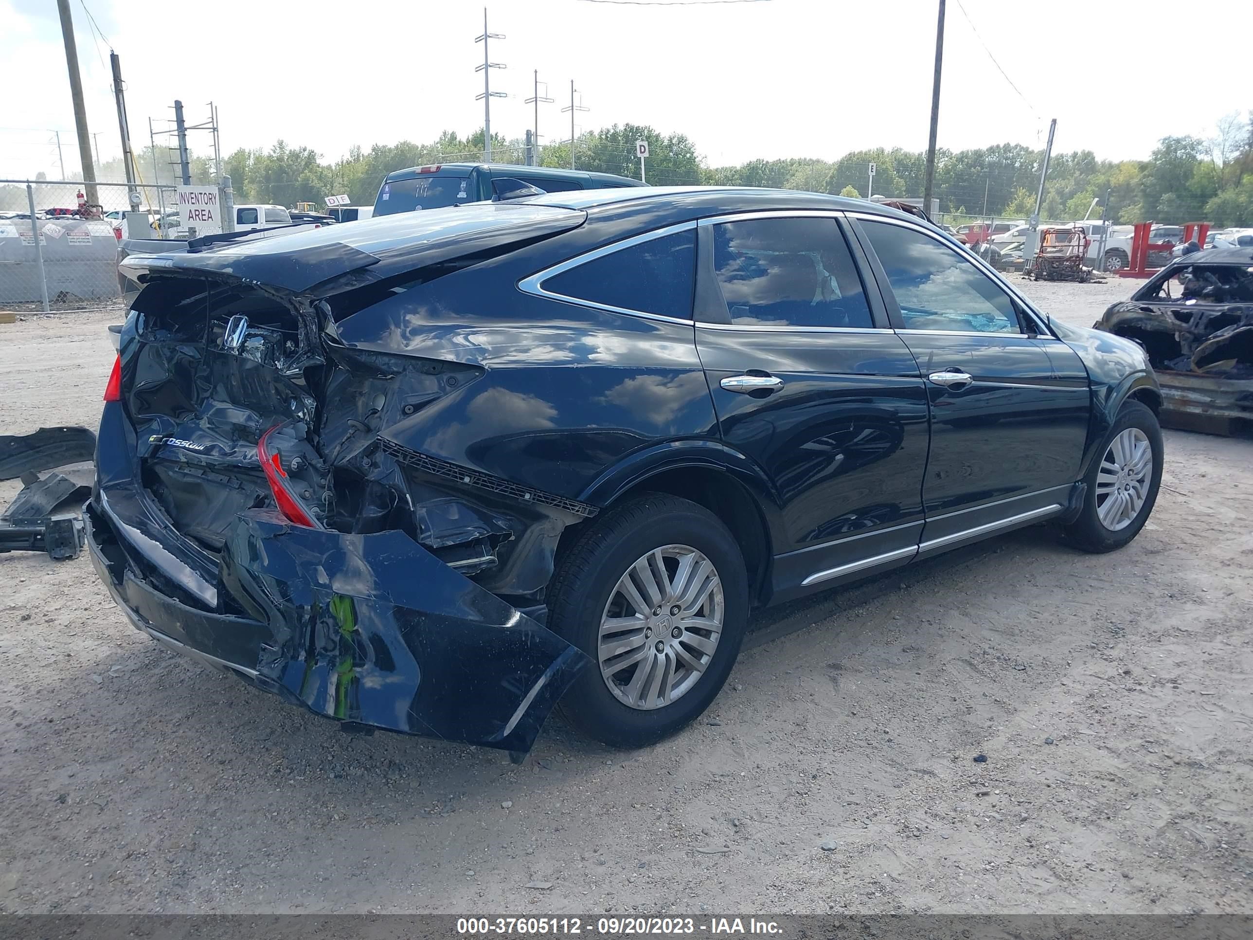 Photo 3 VIN: 5J6TF3H55DL006128 - HONDA CROSSTOUR 