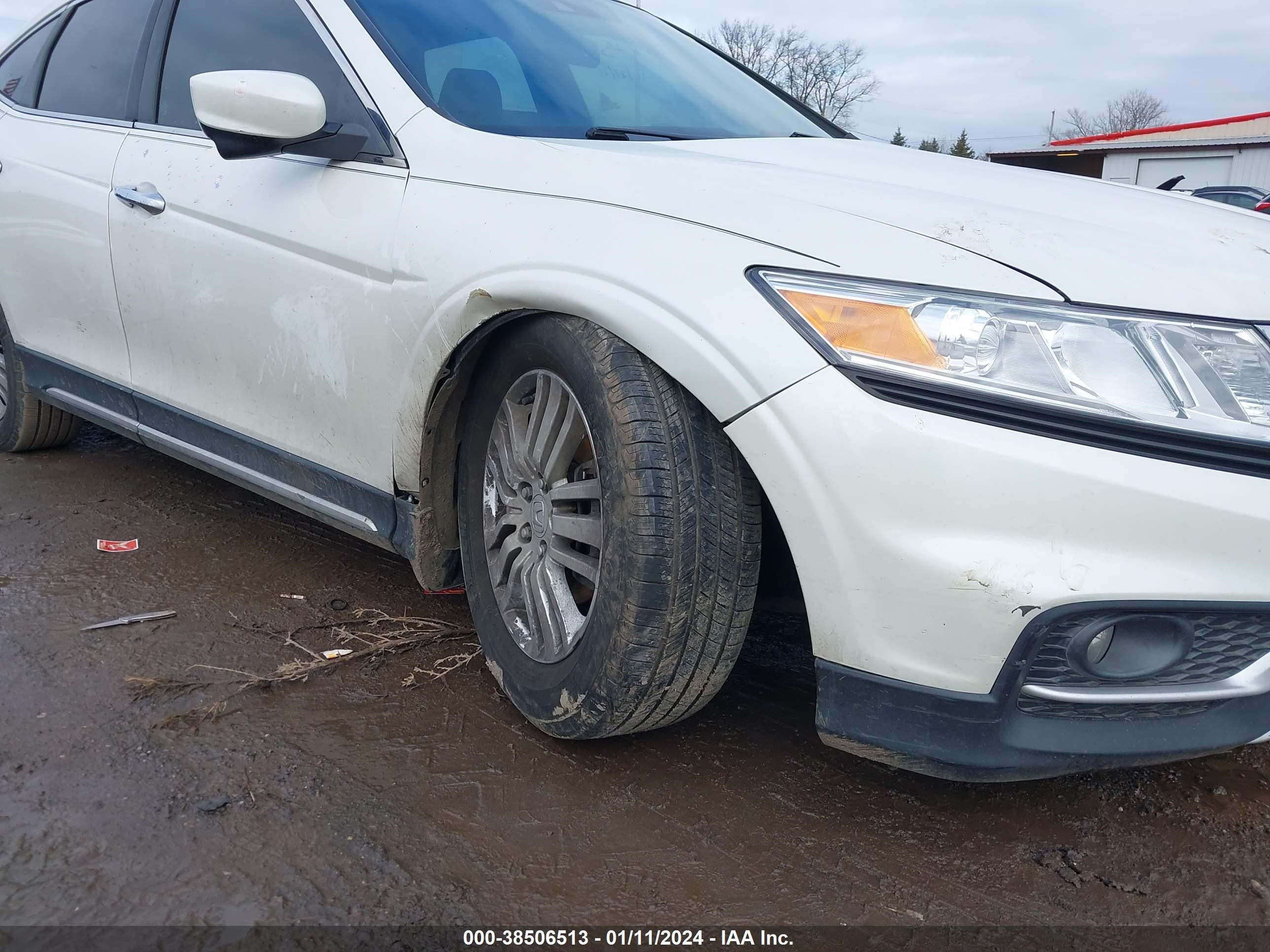 Photo 5 VIN: 5J6TF3H56DL002203 - HONDA CROSSTOUR 