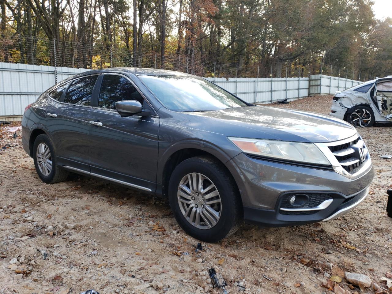 Photo 3 VIN: 5J6TF3H57DL001741 - HONDA CROSSTOUR 