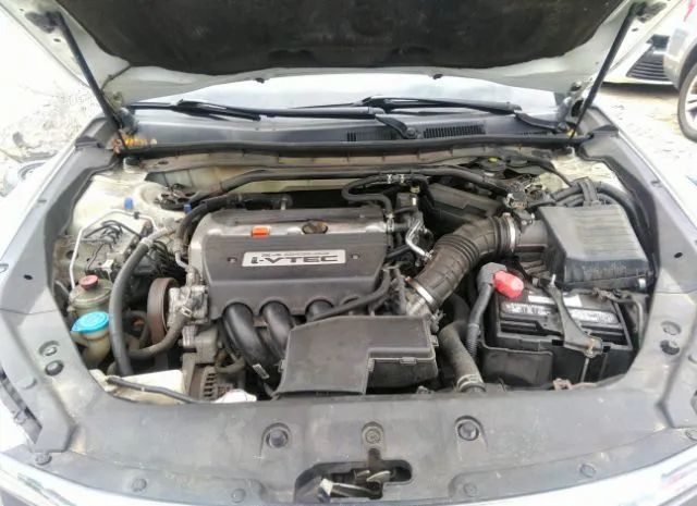 Photo 9 VIN: 5J6TF3H5XCL002056 - HONDA CROSSTOUR 