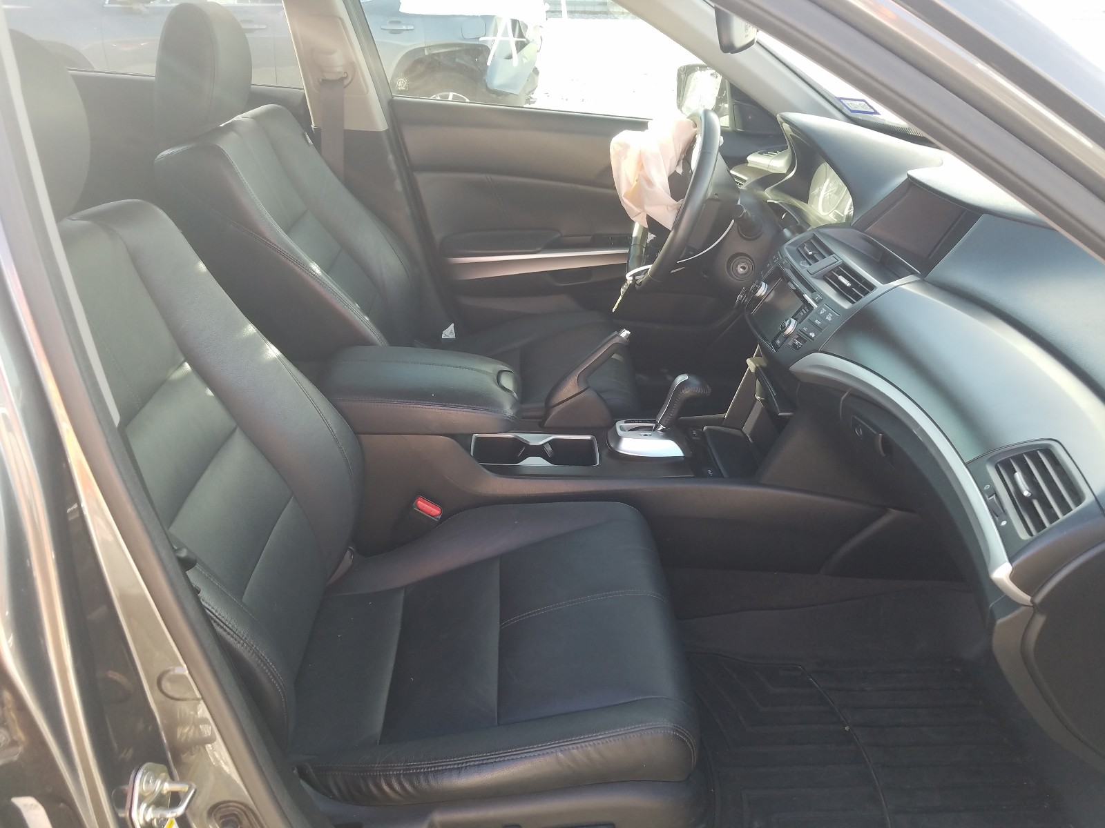 Photo 4 VIN: 5J6TF3H5XEL000570 - HONDA CROSSTOUR 